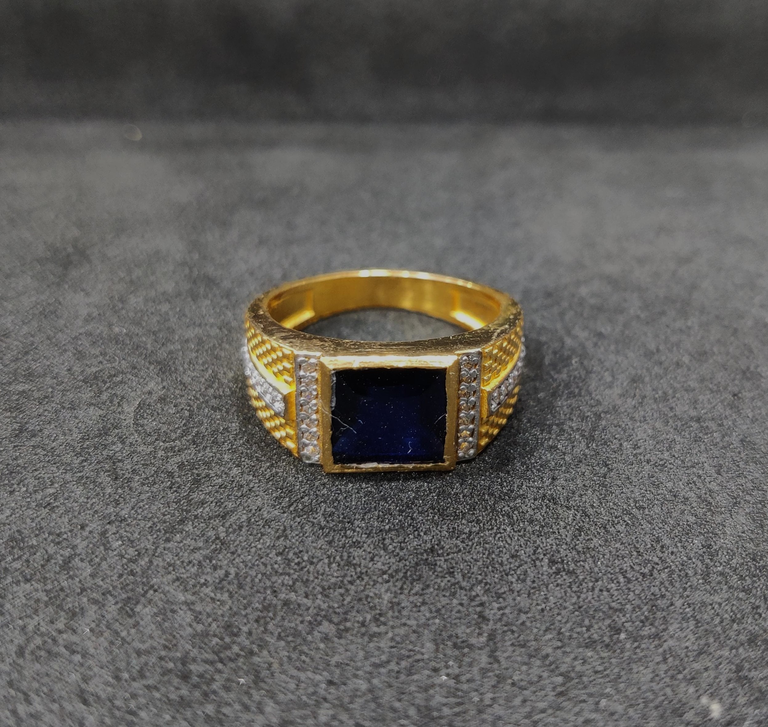 916 Gold Fancy Ring