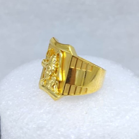 916 Gold Fancy Shankar Bhagavan Ring