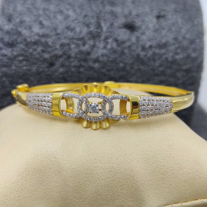 916 Gold Fancy Ladies Bracelet