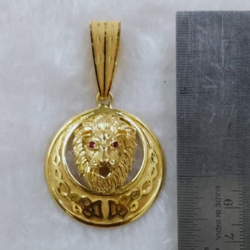 916 Gold Fancy Lion Face Pendant