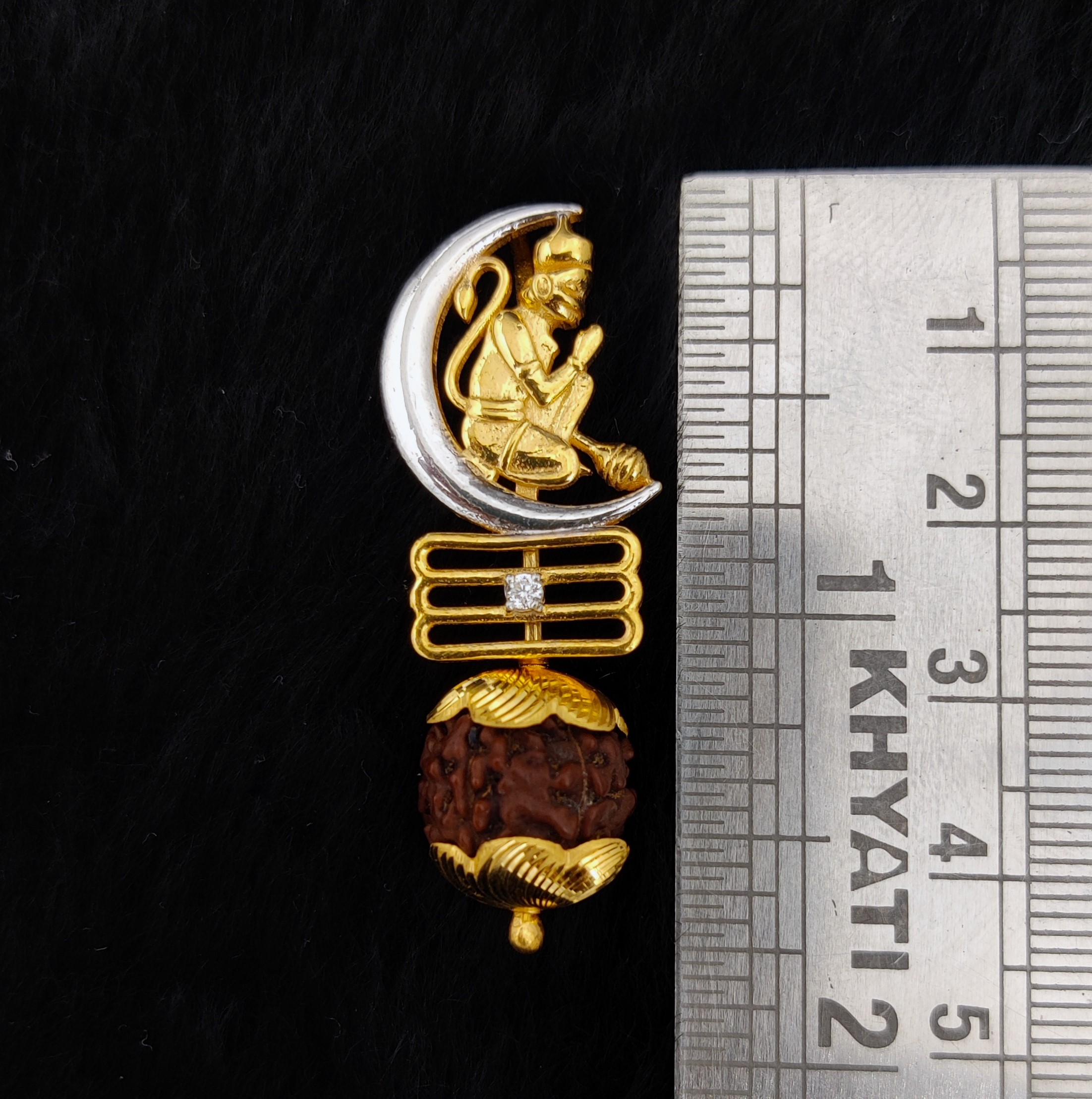 916 Gold Fancy Hanuman Dada Rudraksh Pendant
