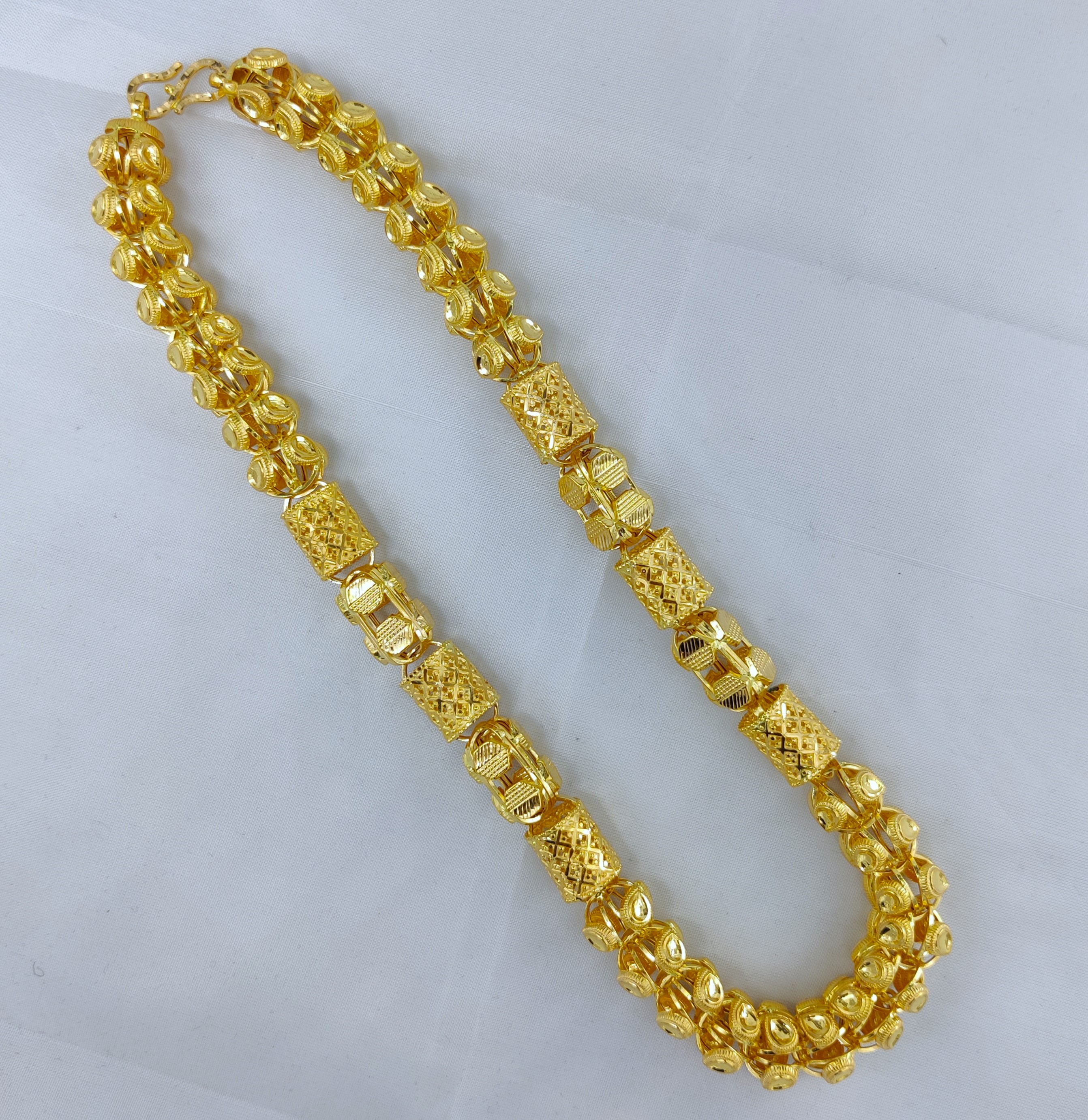 916 Gold Super Hollow Bahubali Chain-21