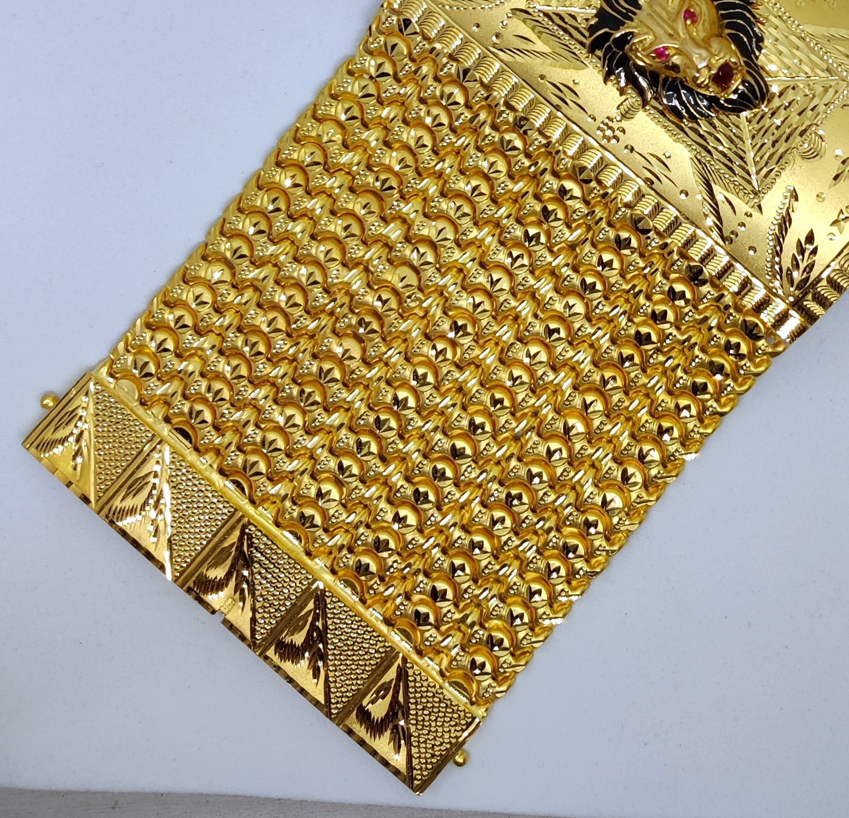 916 Gold Bahubali Lion Face Lucky