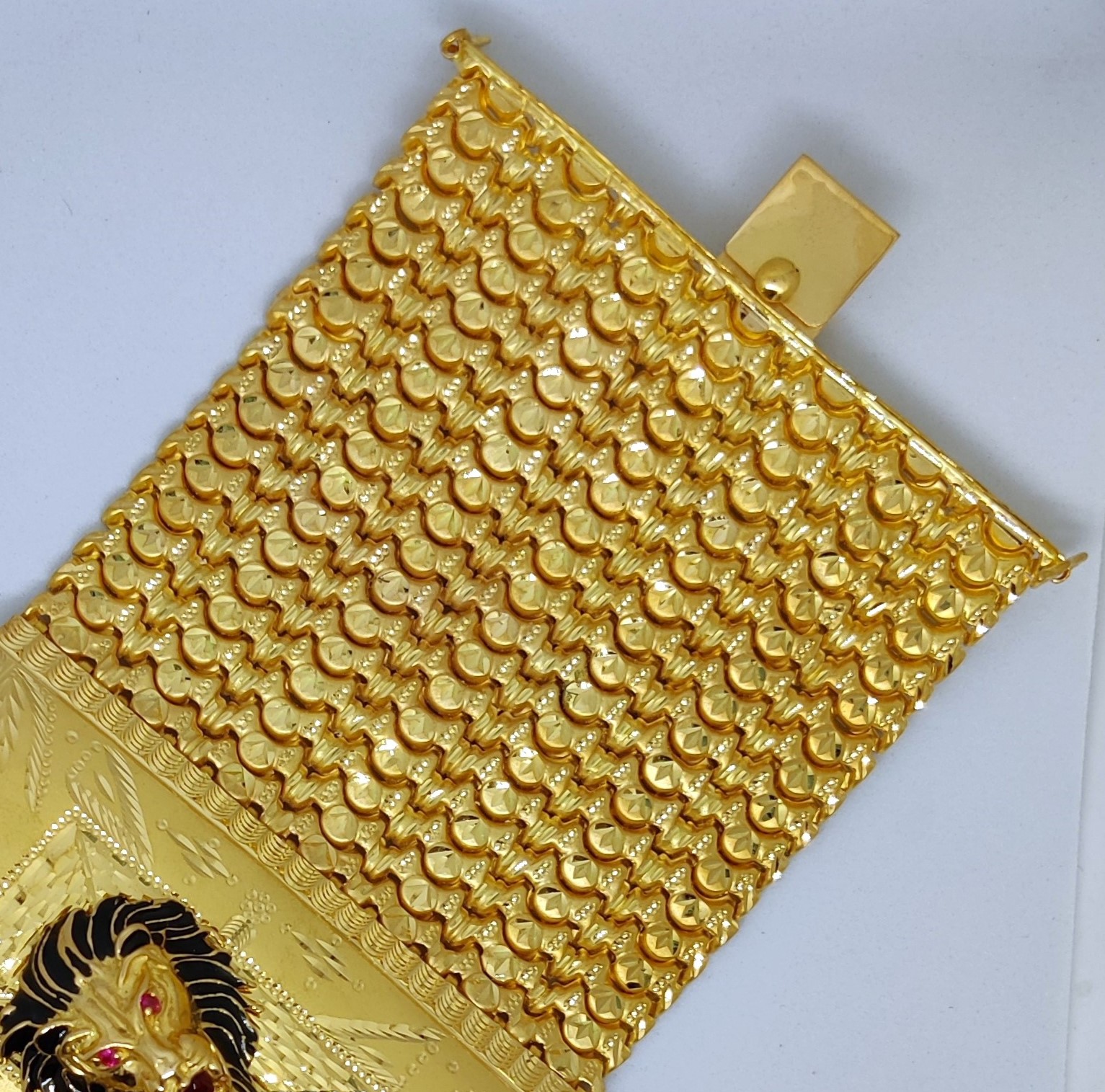 916 Gold Bahubali Lion Face Lucky