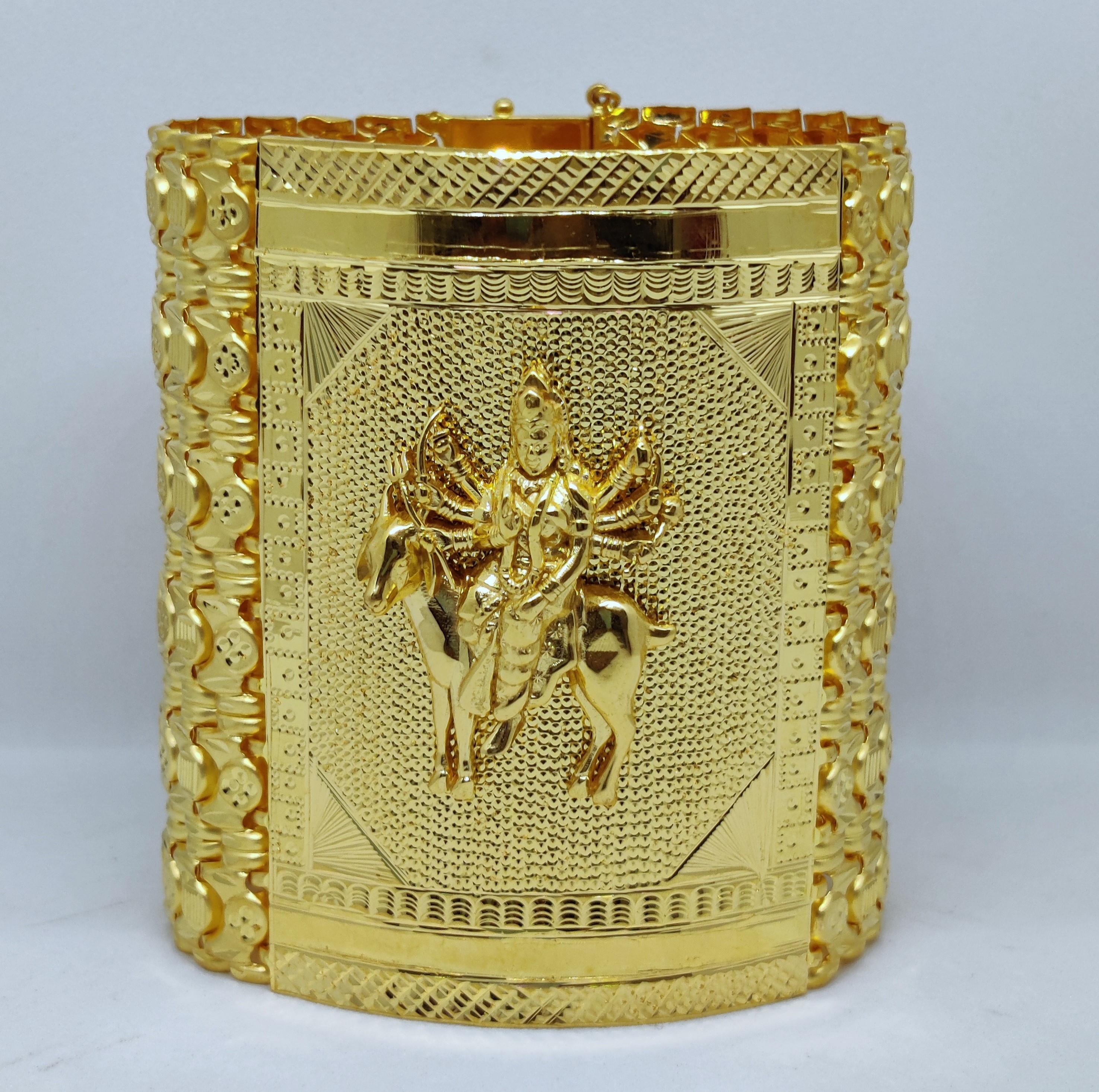 916 Gold Meladi Maa Bahubali Lucky