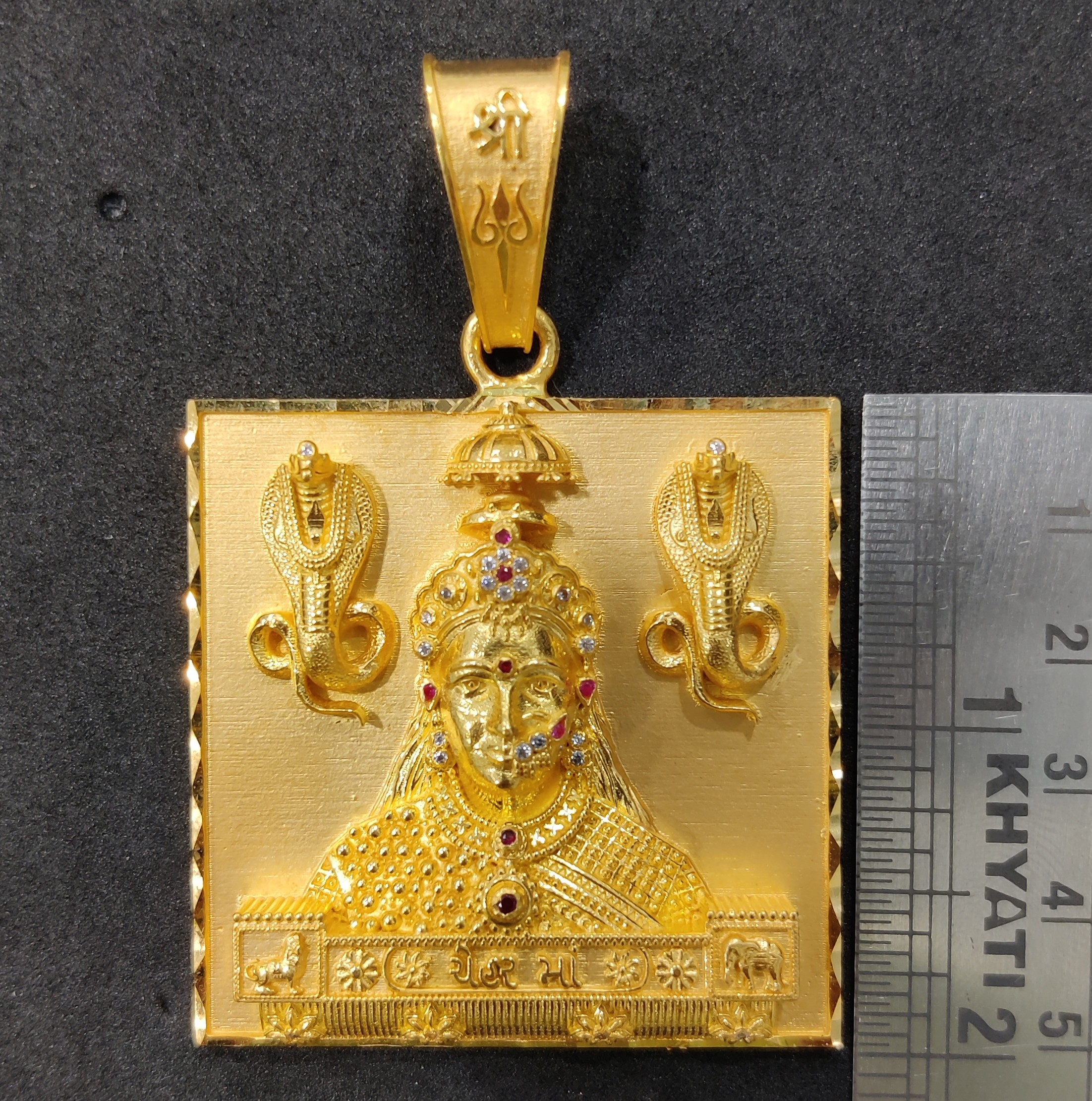 916 Gold Fancy Chehar Maa Pendant