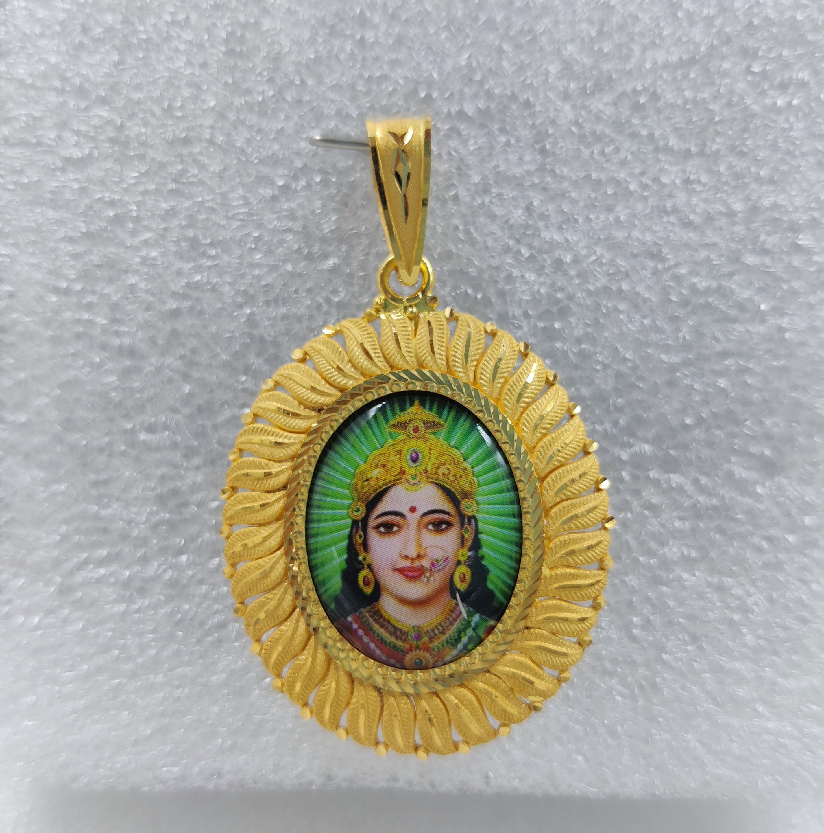 916 Gold Chehar Maa Photo Frame Pendant
