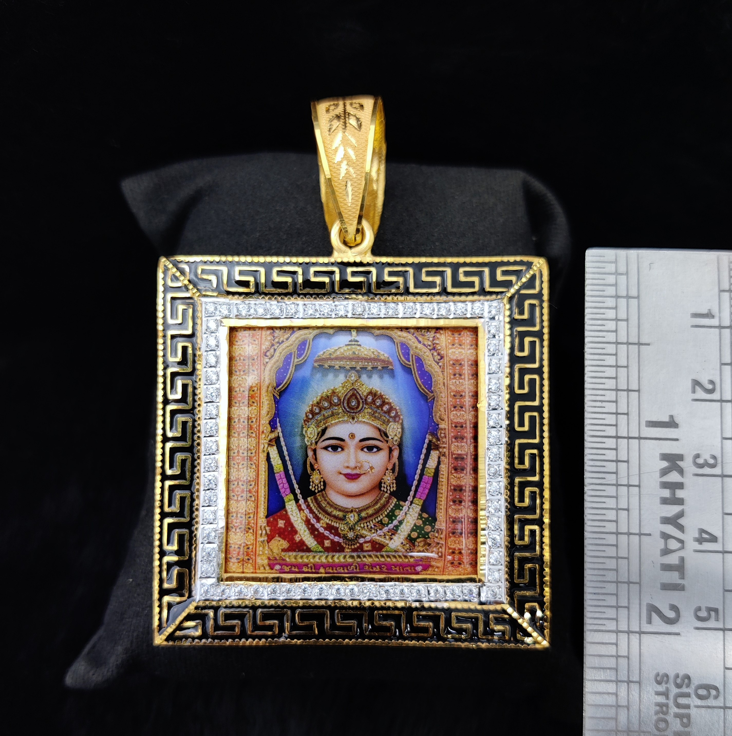 916 Gold Chehar Maa Photo Frame Pendant
