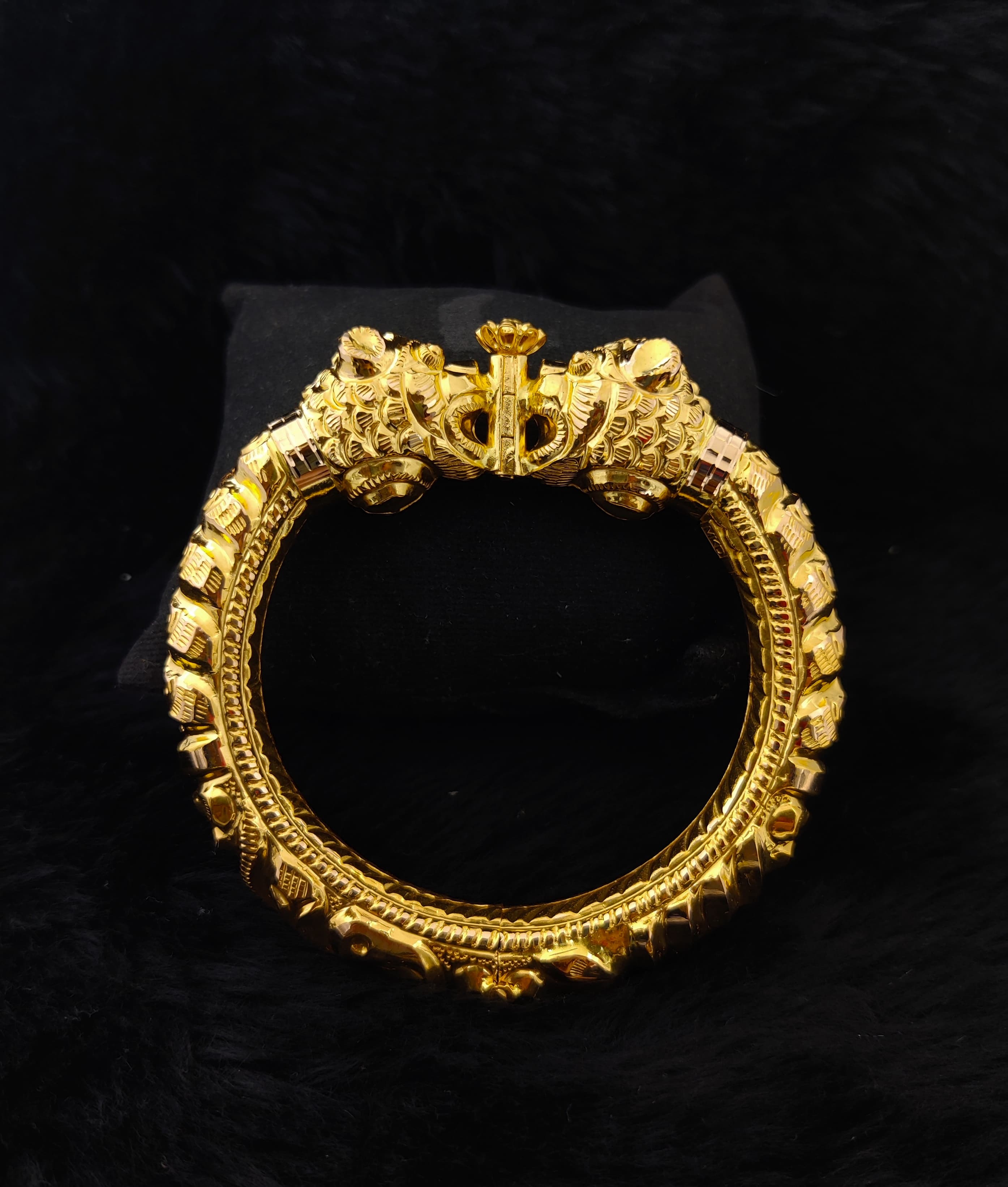 916 Gold Chitarai Kada