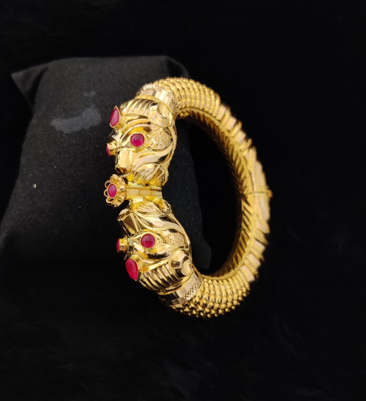 916 Gold Chitarai Kada