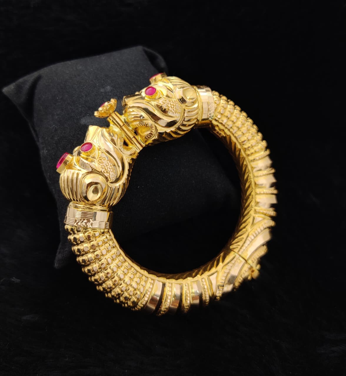 916 Gold Chitarai Kada