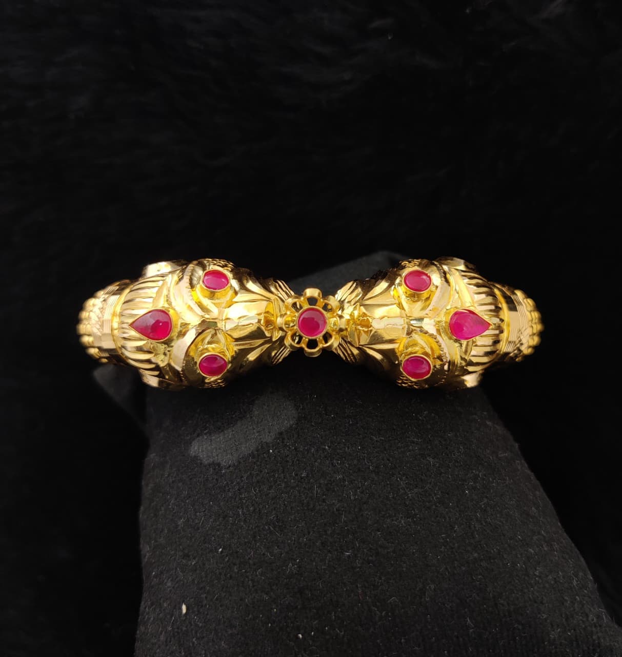 916 Gold Chitarai Kada