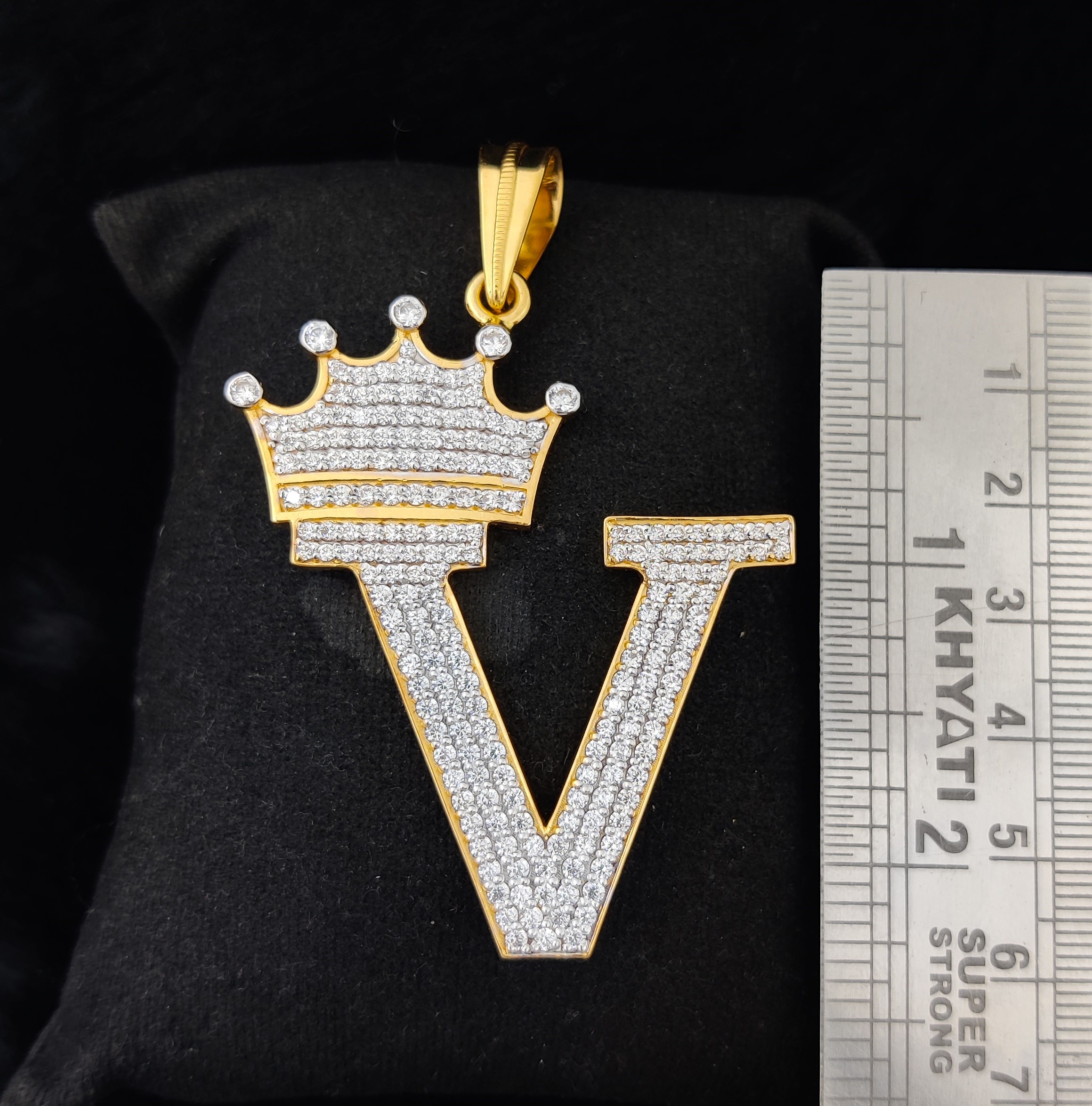 916 Gold Fancy "V" Pendant-57