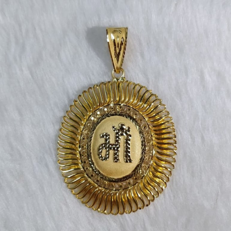 916 Gold Fancy Maa Pendant