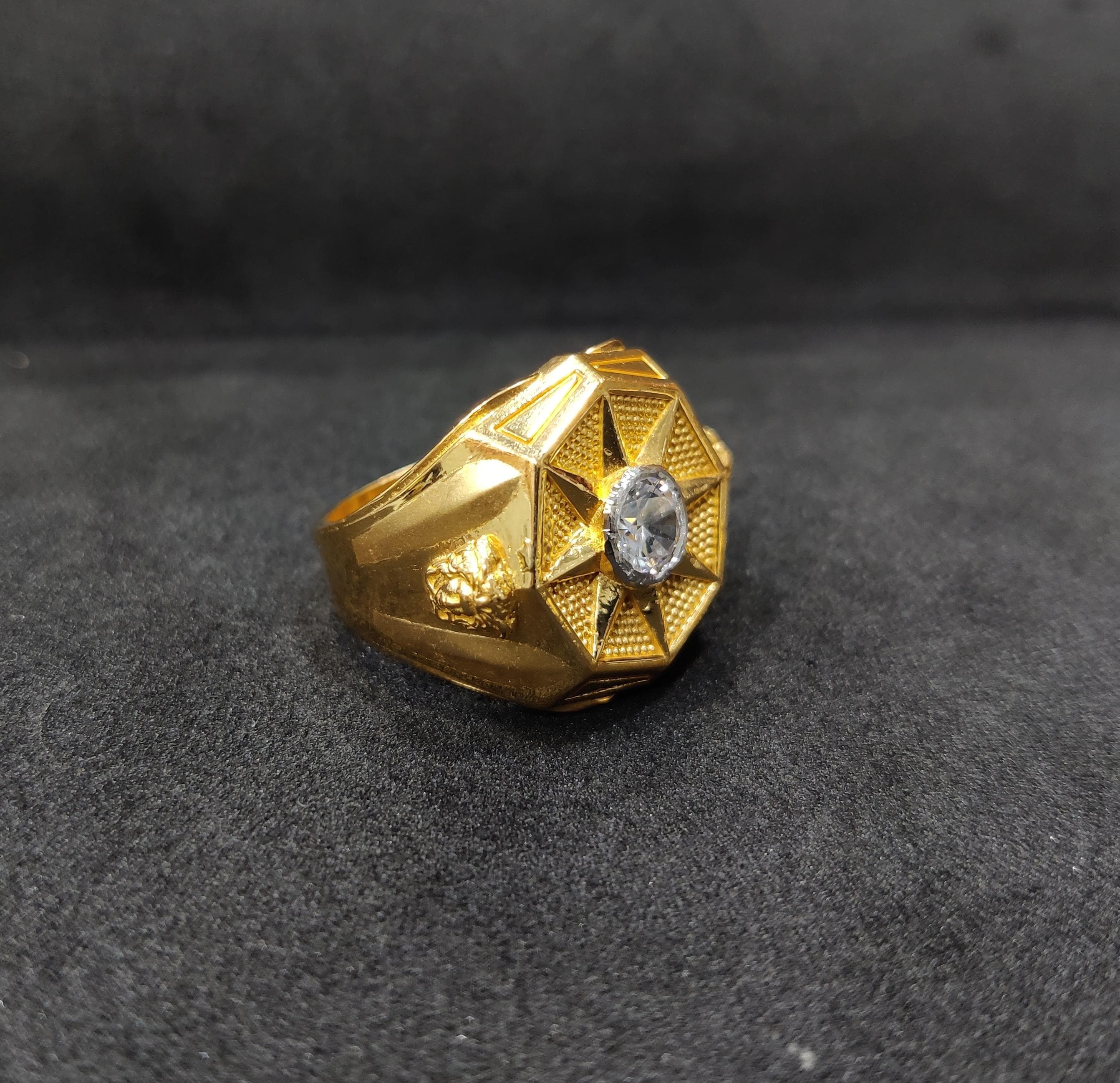 916 Gold Fancy Ring