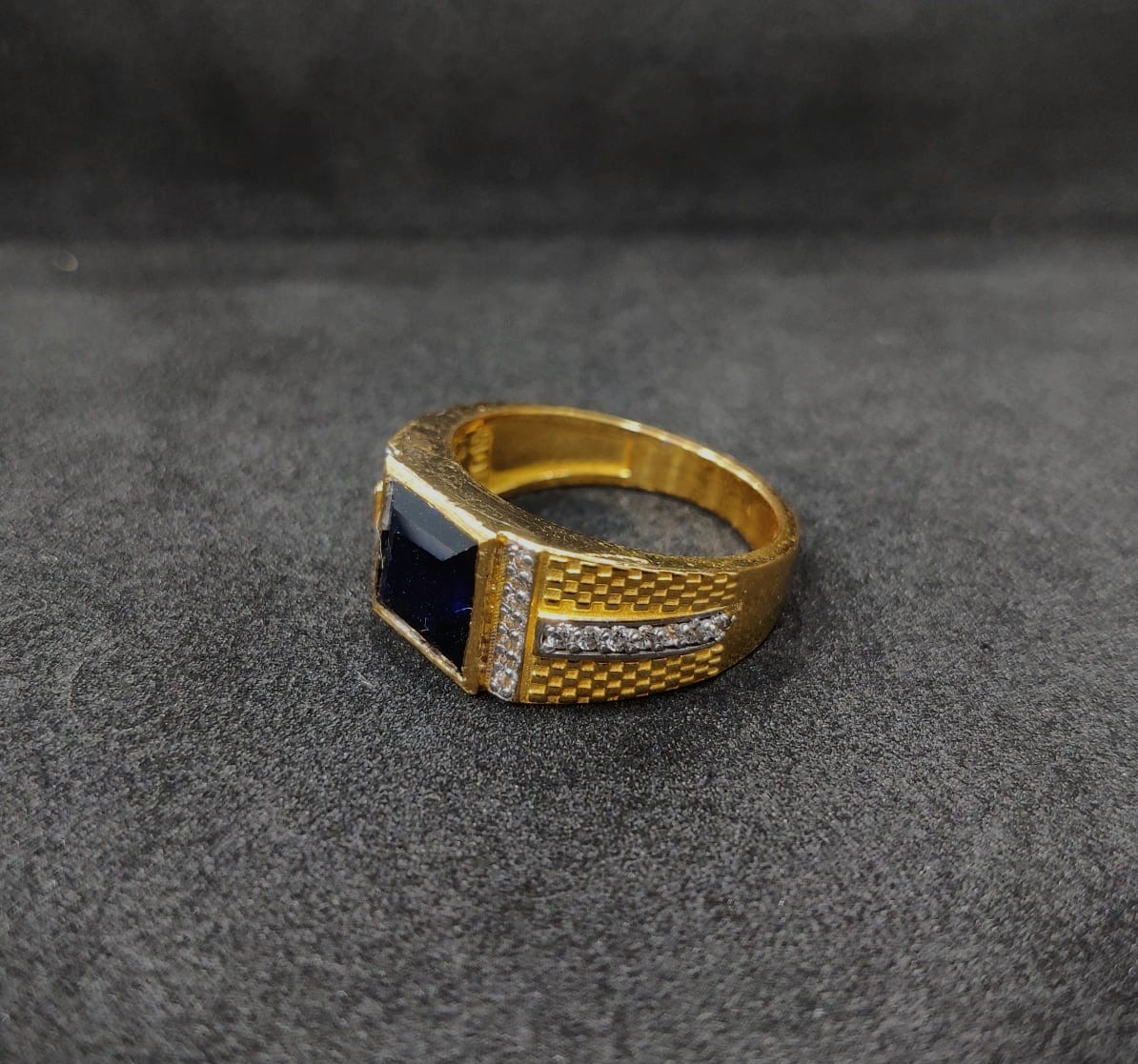 916 Gold Fancy Ring