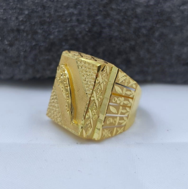 916 Gold Handmade Jaguar Ring