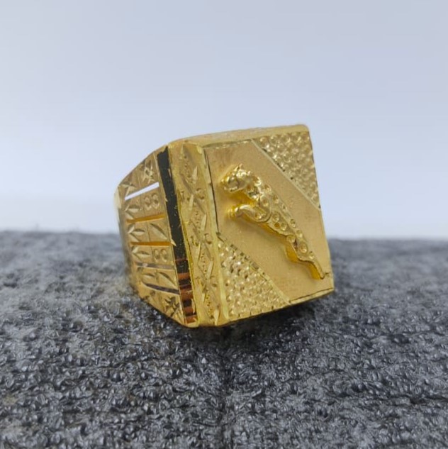 916 Gold Handmade Jaguar Ring