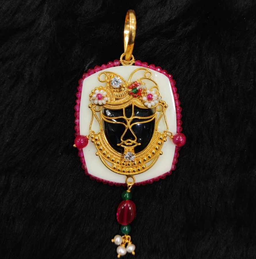 916 Gold Fancy Shreenathji Pendant