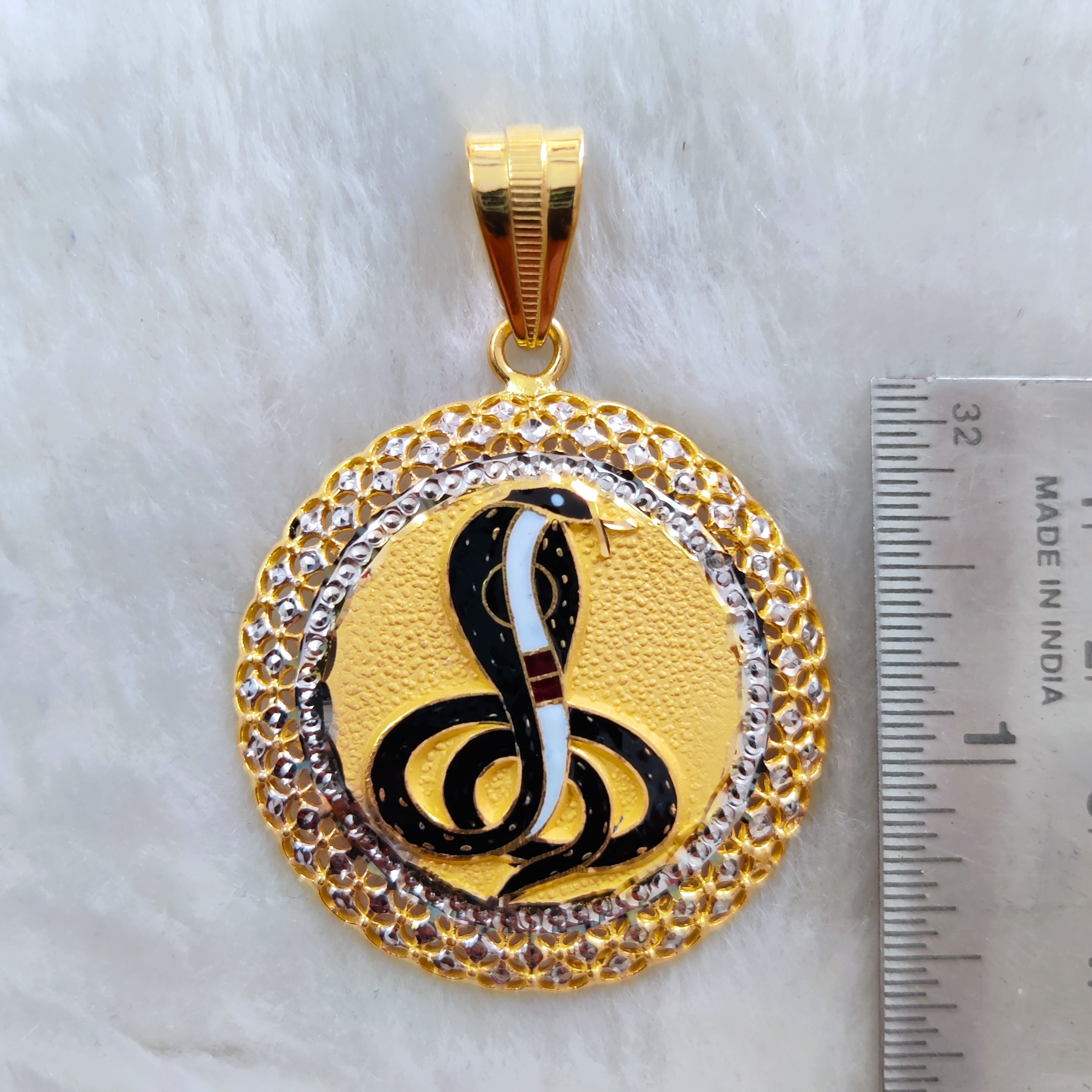 916 Gold Fancy Minakari Goga Maharaj Pendant