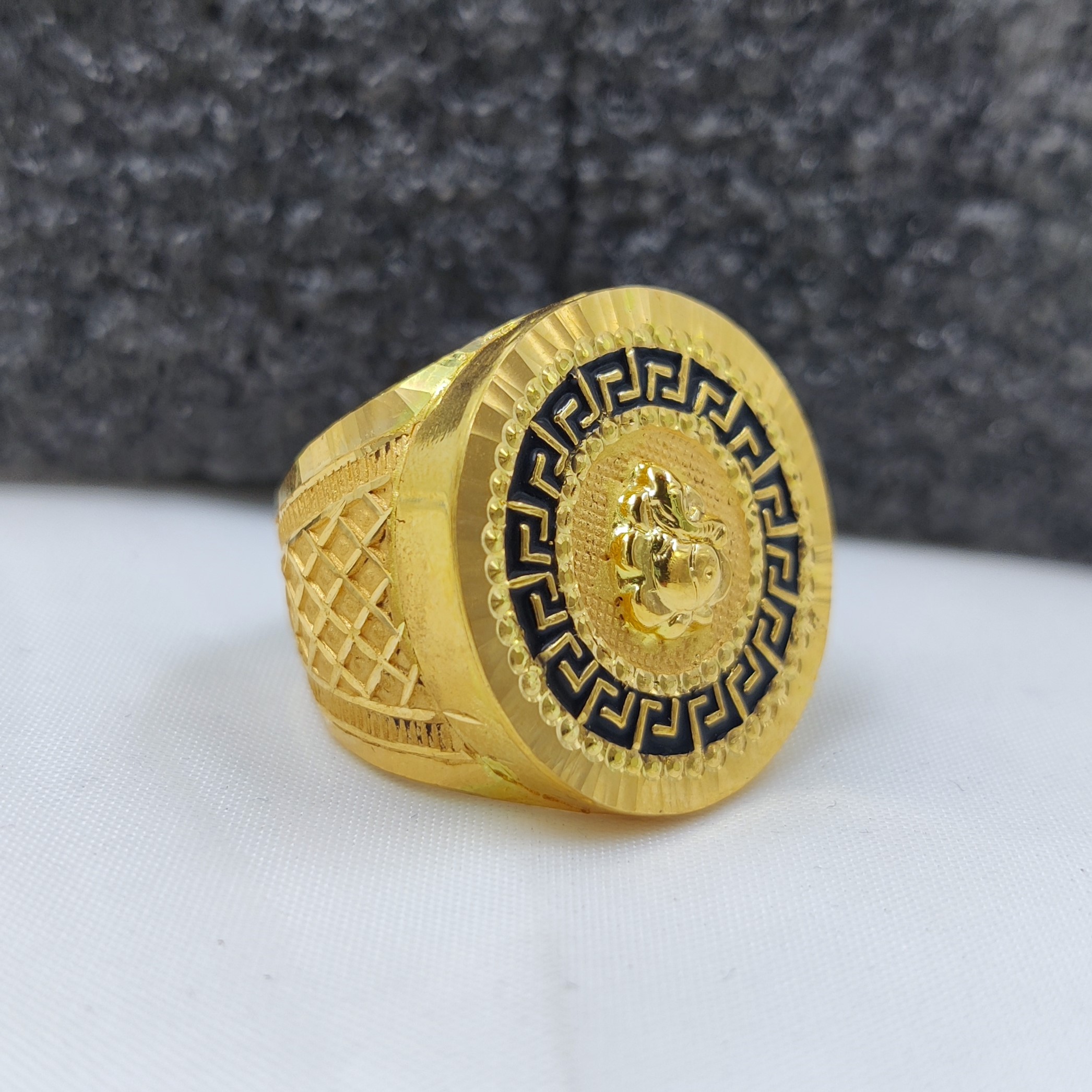 916 Gold Hand Made Ganapati Ring