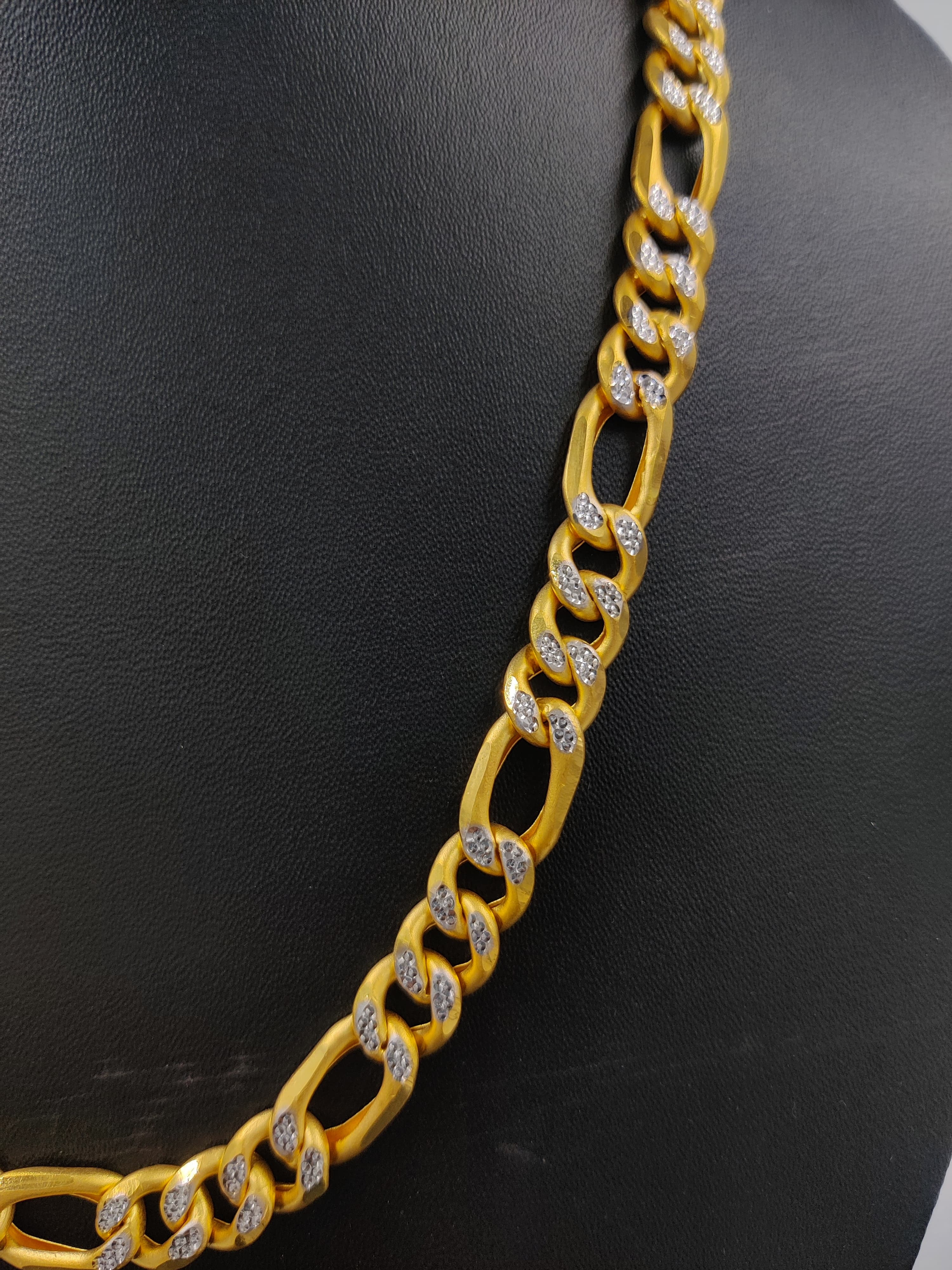916 Gold Hollow Chain