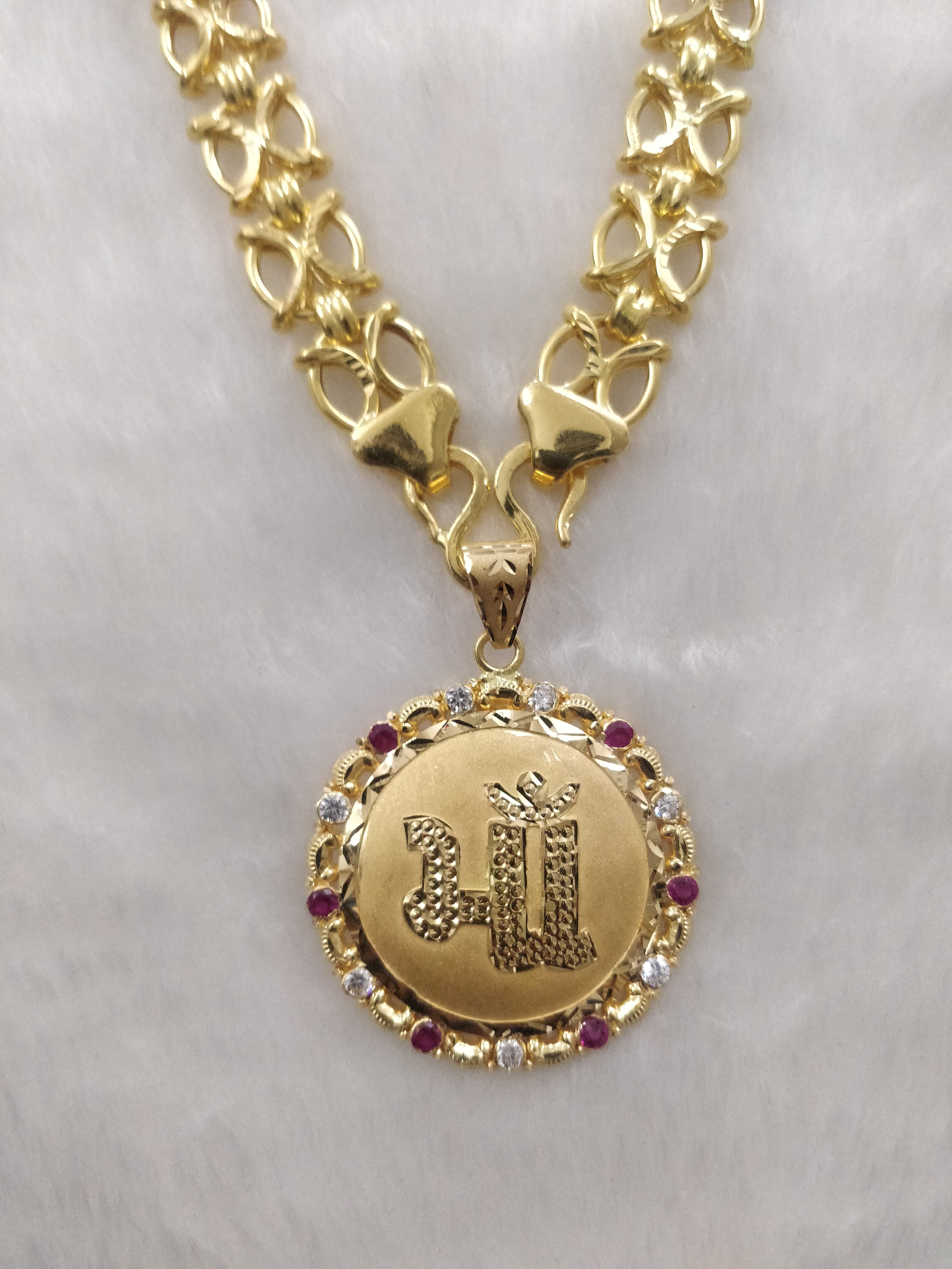 916 Gold Hollow Chain & Pendnat