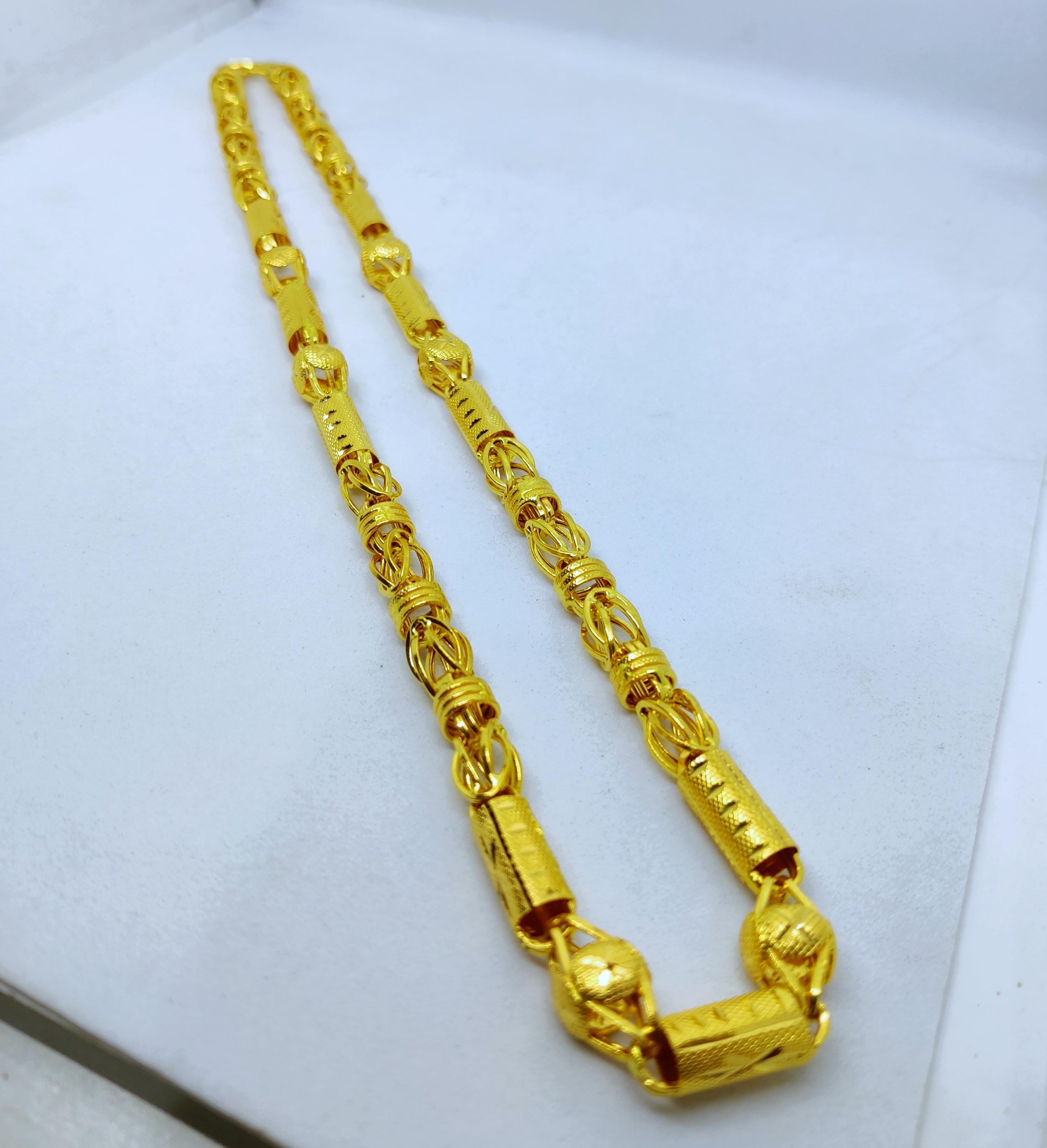 916 Gold Hollow Chain