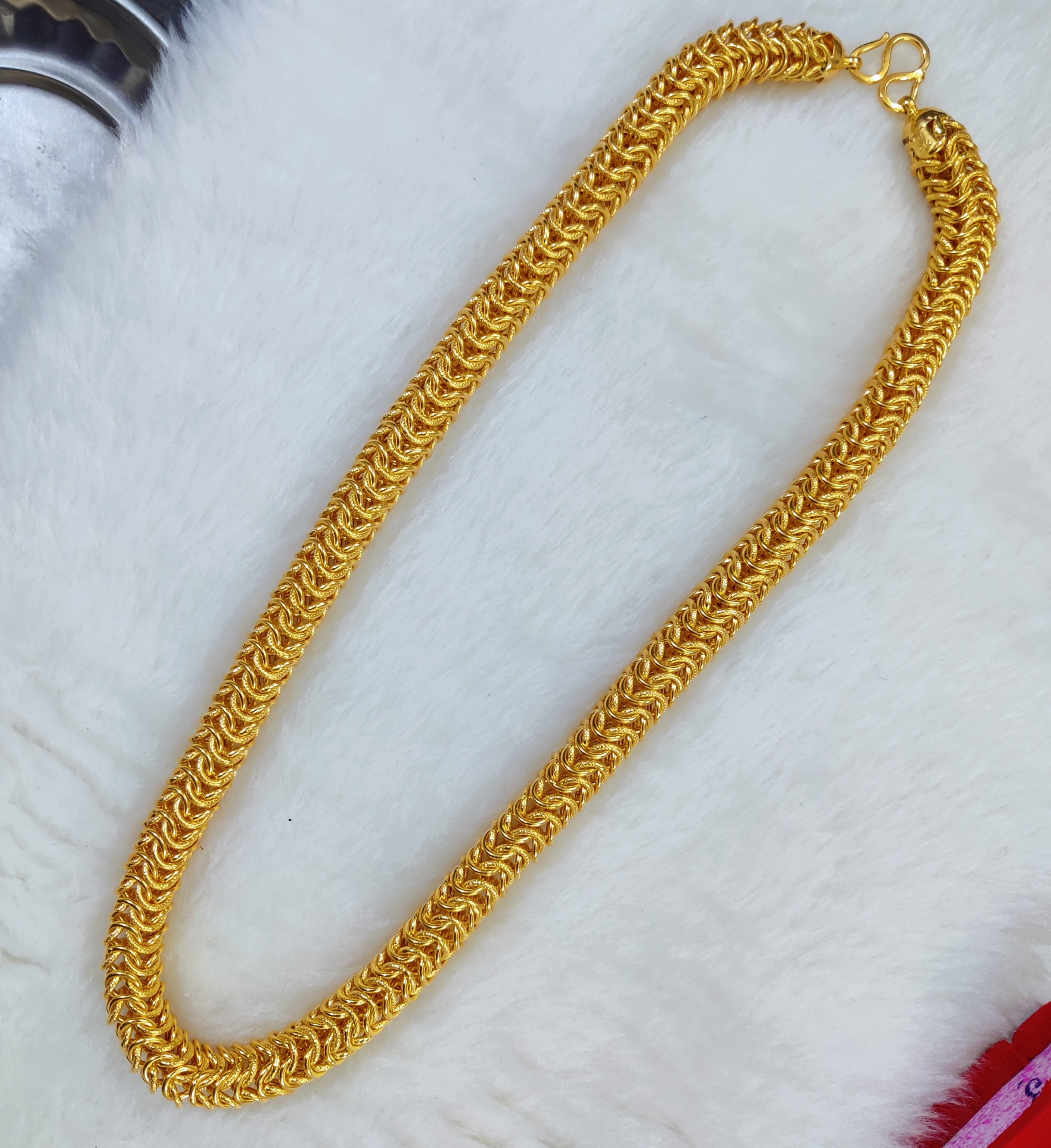 916 Gold Hollow Chain