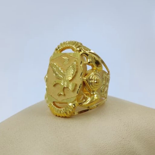 916 Gold Fancy Handmade Eagle Ring