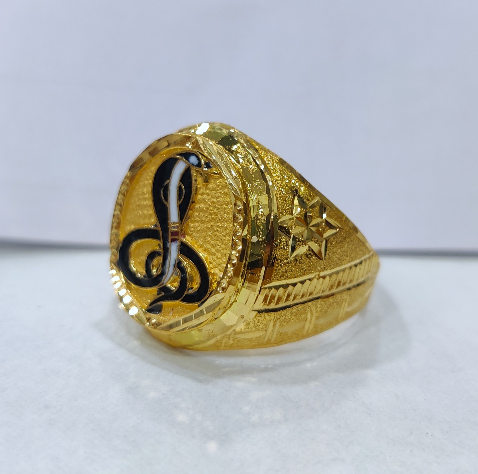 916 Gold Handmade Goga Maharaj Ring-13
