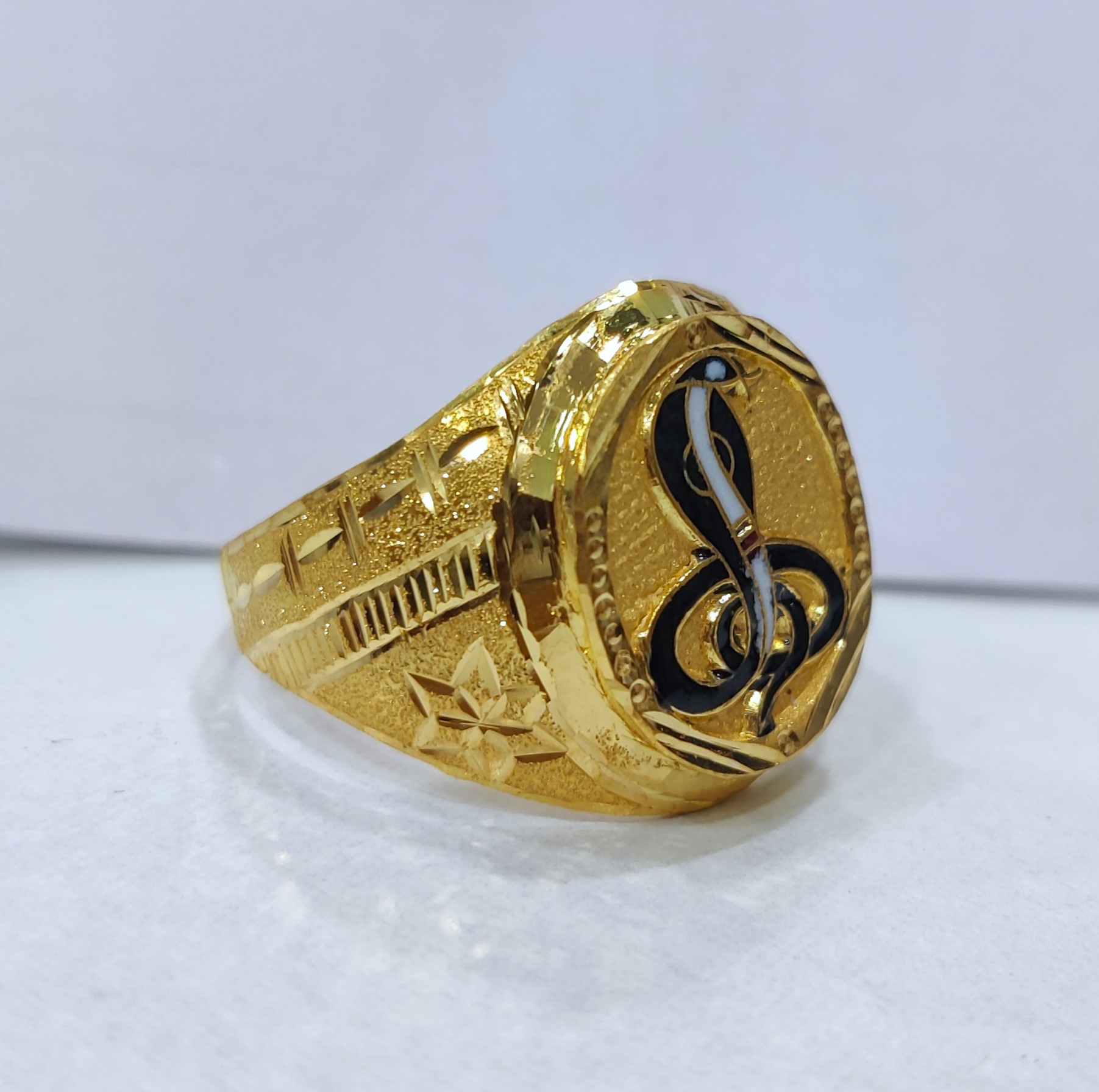 916 Gold Handmade Goga Maharaj Ring-13