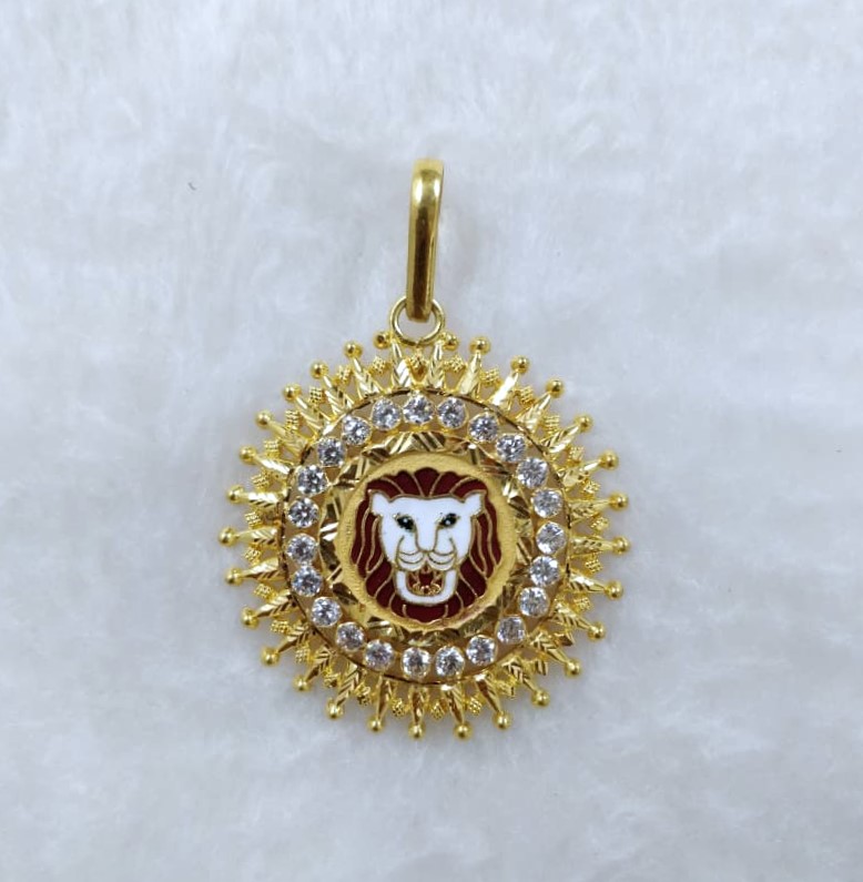 916 Gold Fancy Lion Face Pendant