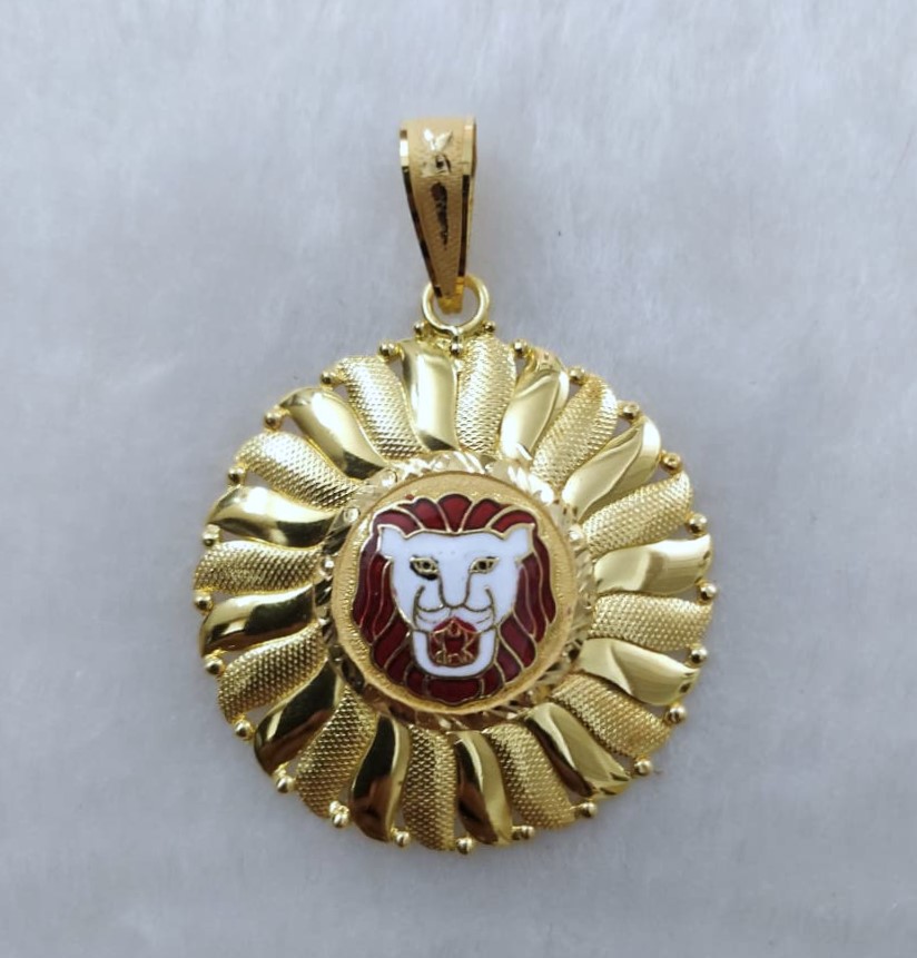 916 Gold Fancy Lion Face Pendant