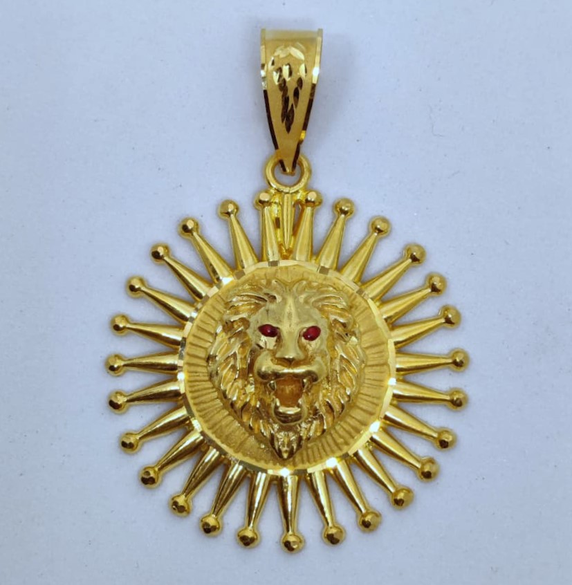 916 Gold Fancy Lion Face Pendant