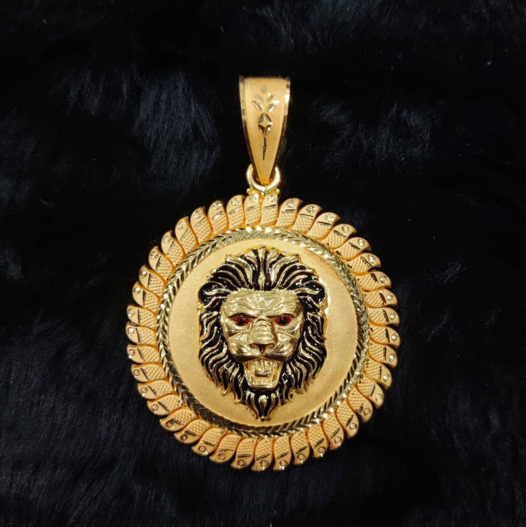916 Gold Fancy Lion Face Pendant