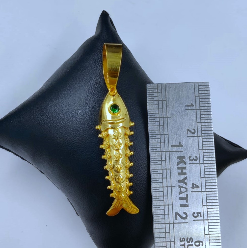 916 Gold Fancy Fish Pendant