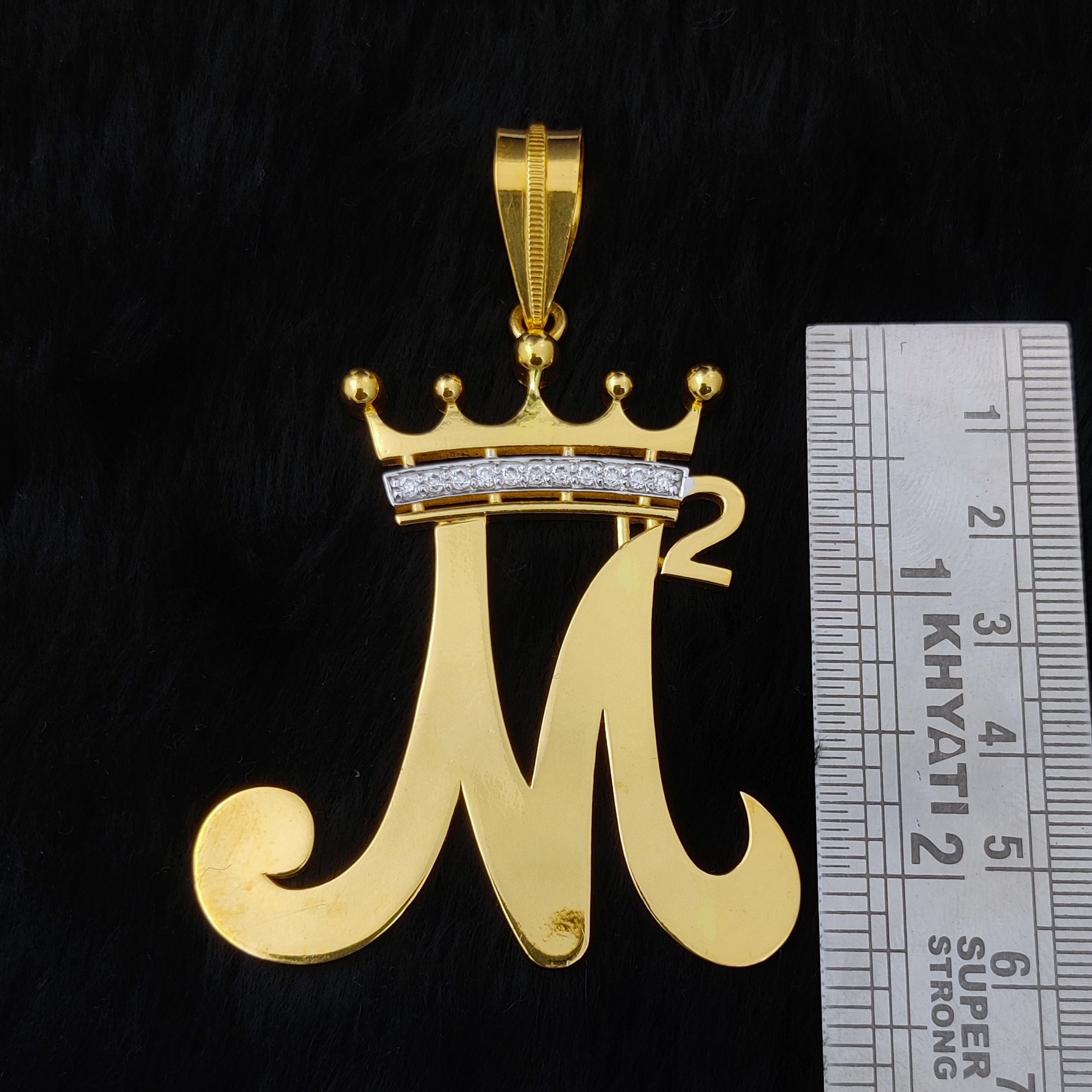 916 Gold Fancy "M" Letter Pendant-48