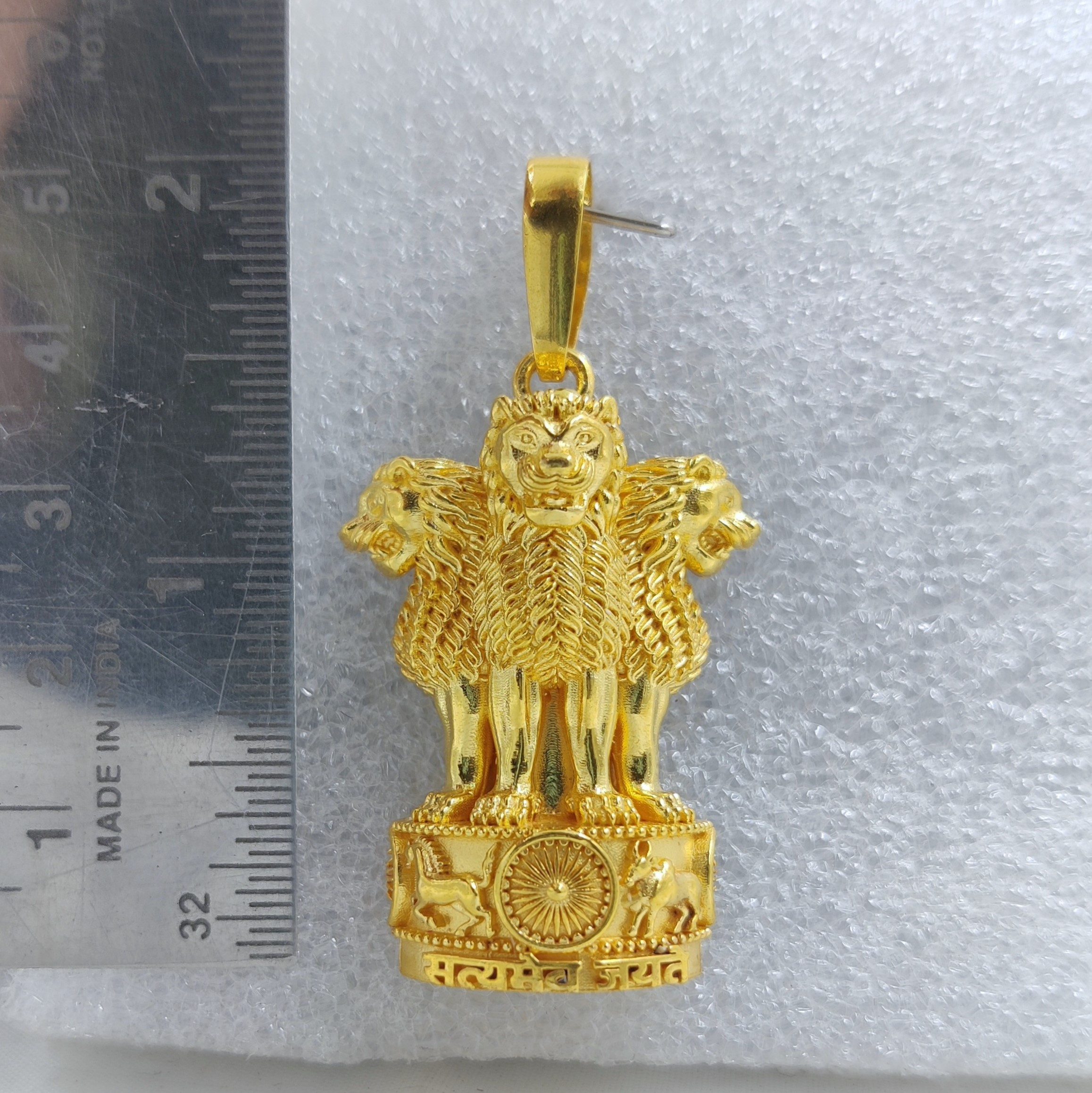 916 Gold Fancy Ashok Stambh Gent's Pendant-41