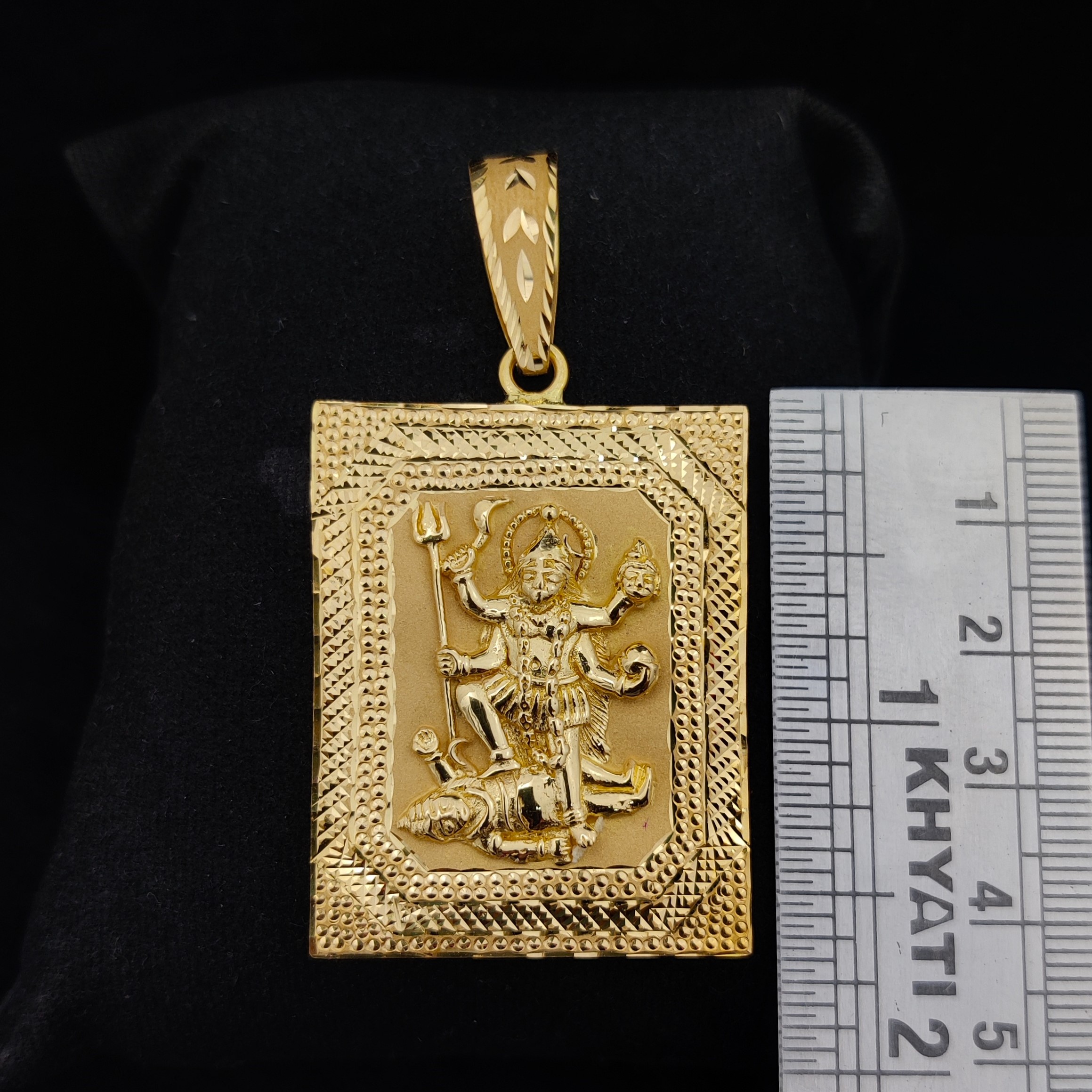 916 Gold Fancy Mahakai Maa Pendant-35