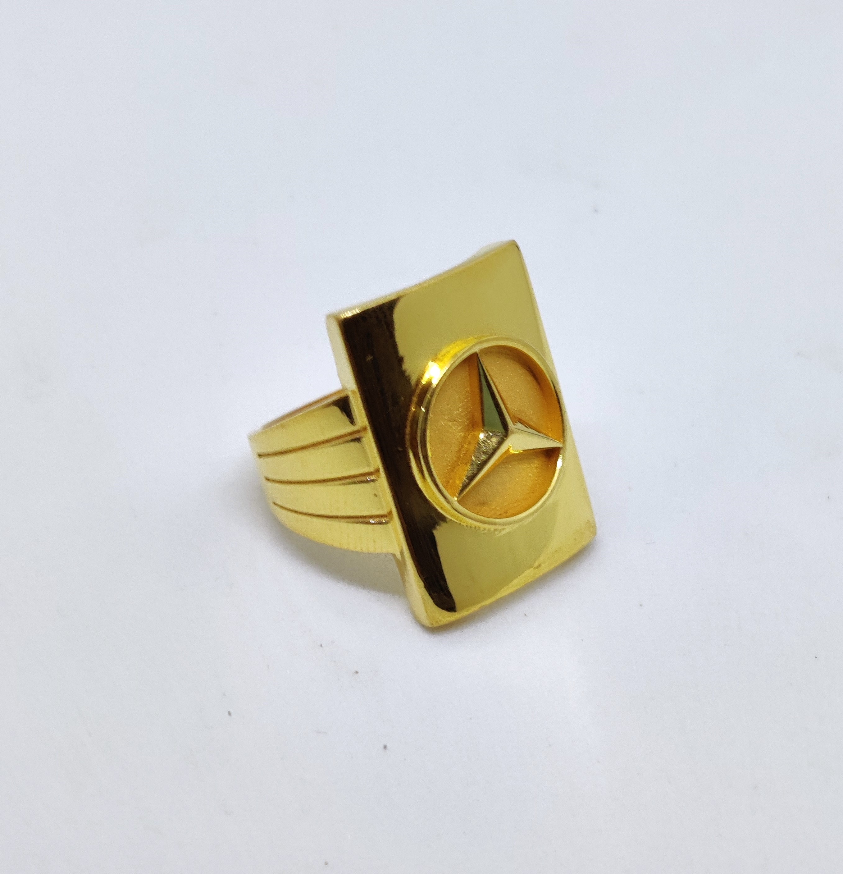 916 Gold Fancy Mercedes Logo Ring