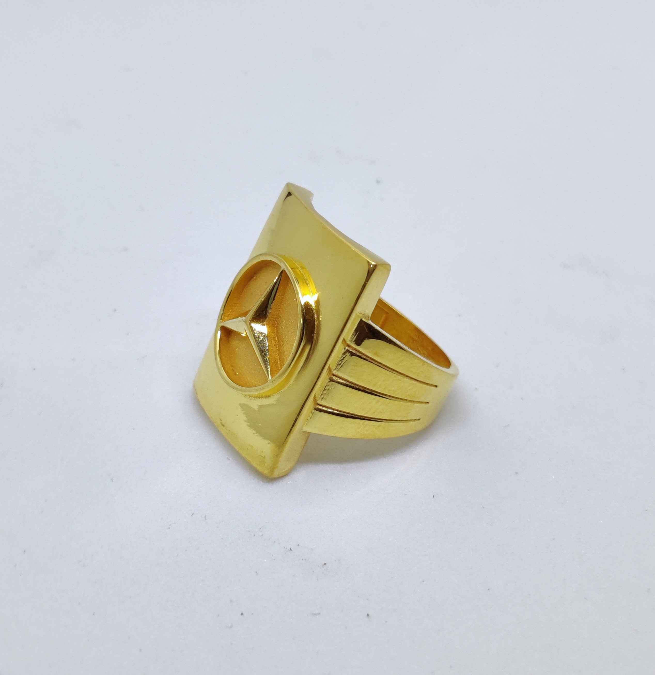 916 Gold Fancy Mercedes Logo Ring