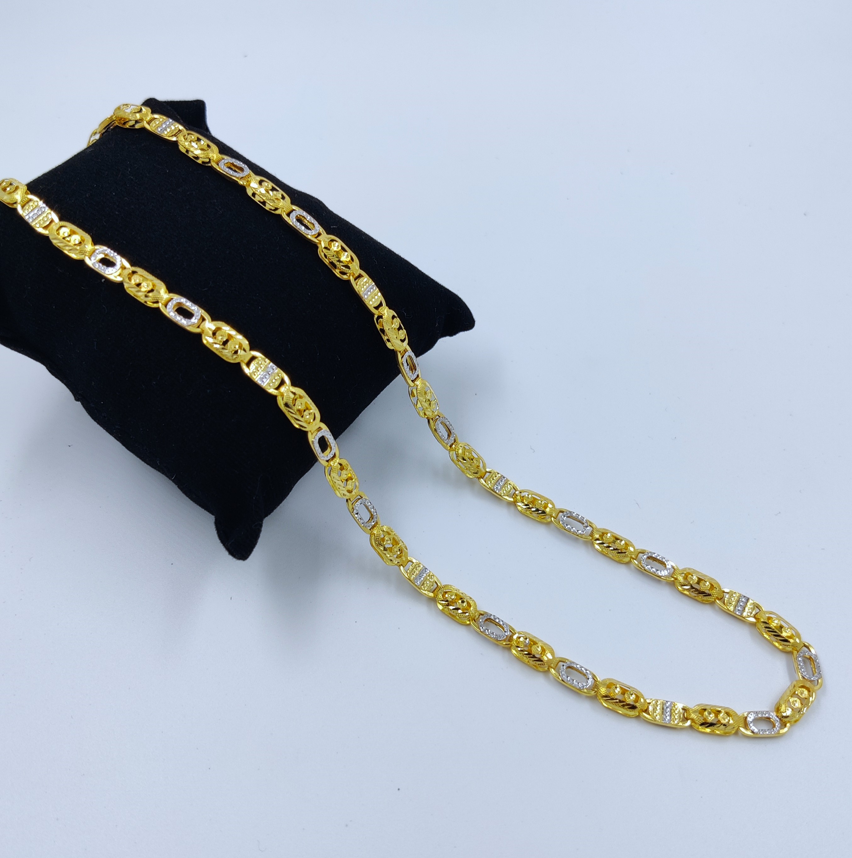 916 Gold Fancy Gent's Chain-17