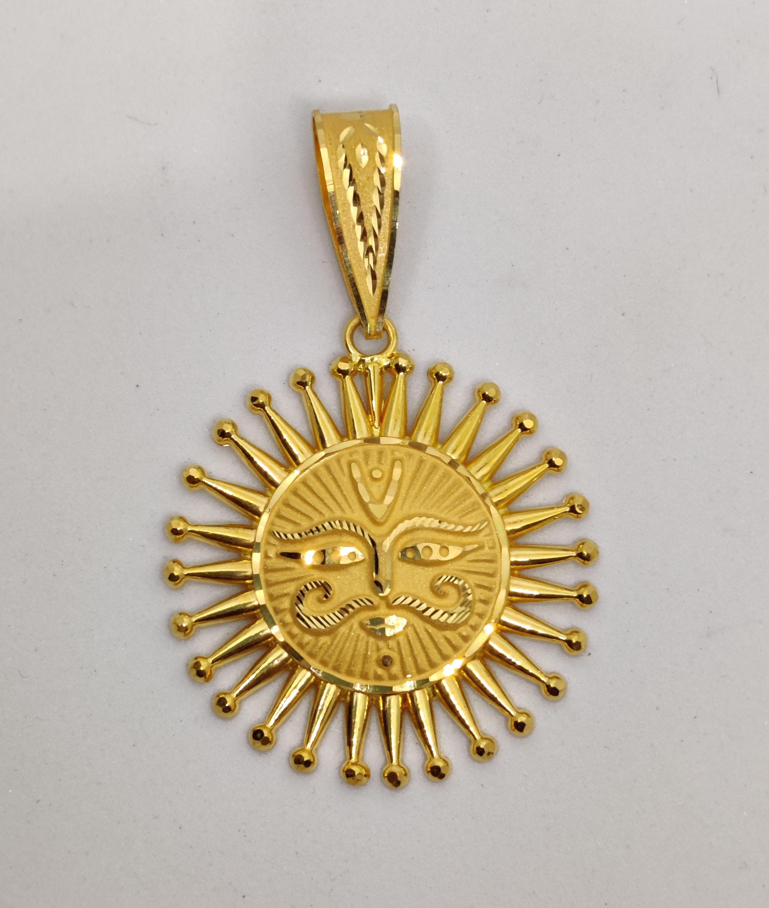 916 Gold Surya Pendant