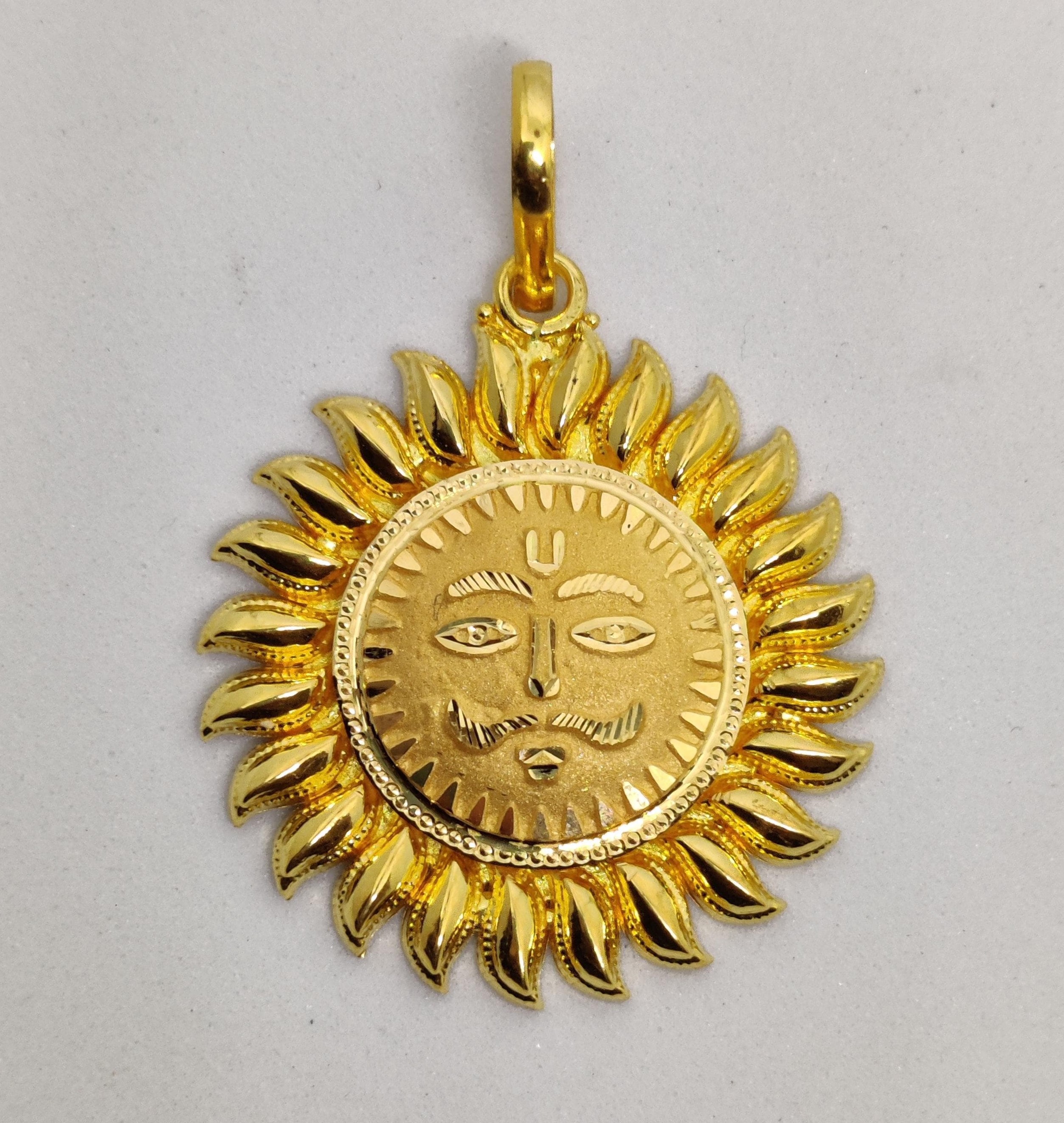 916 Gold Surya Pendant
