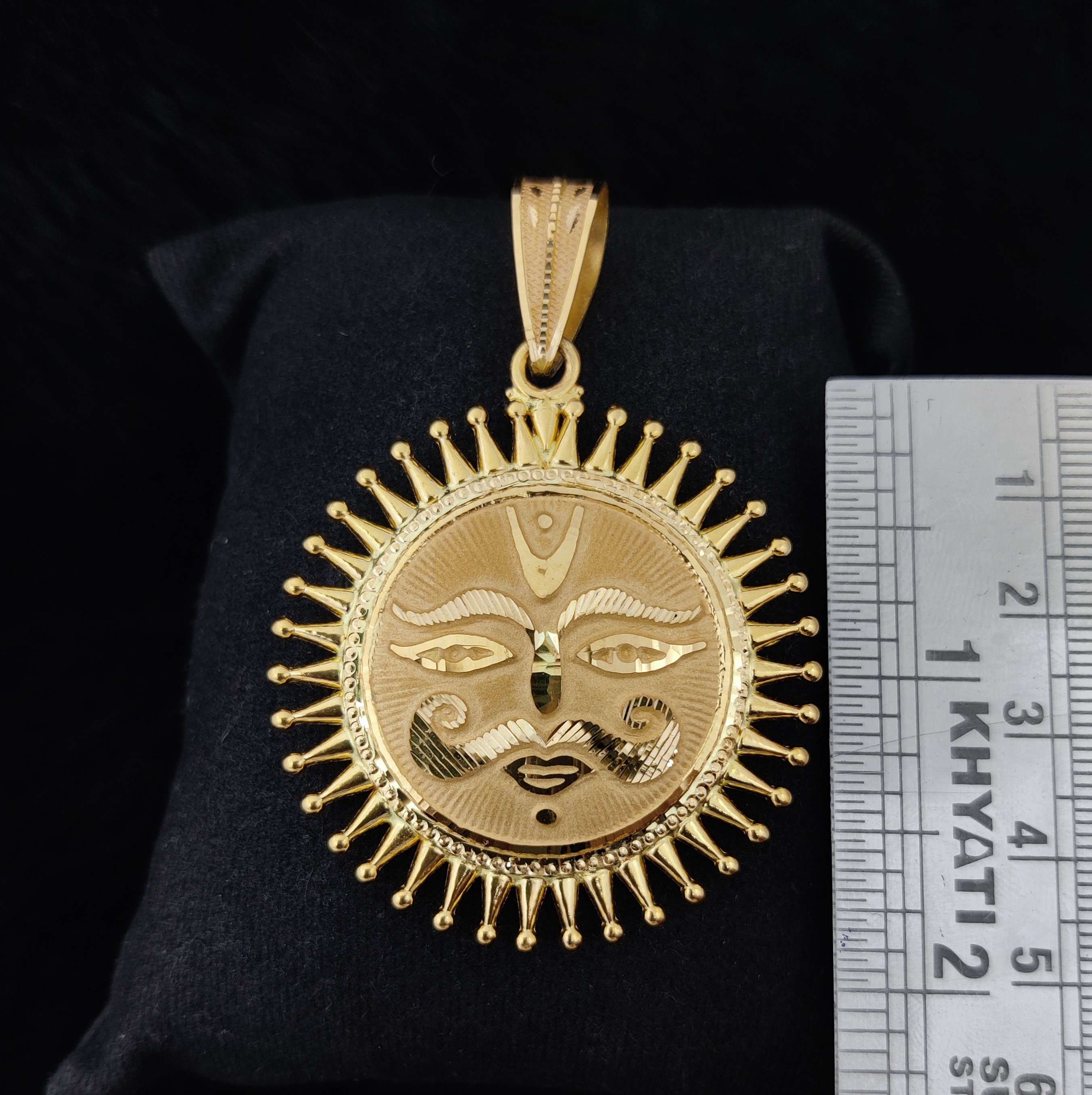 916 Gold Surya Pendant