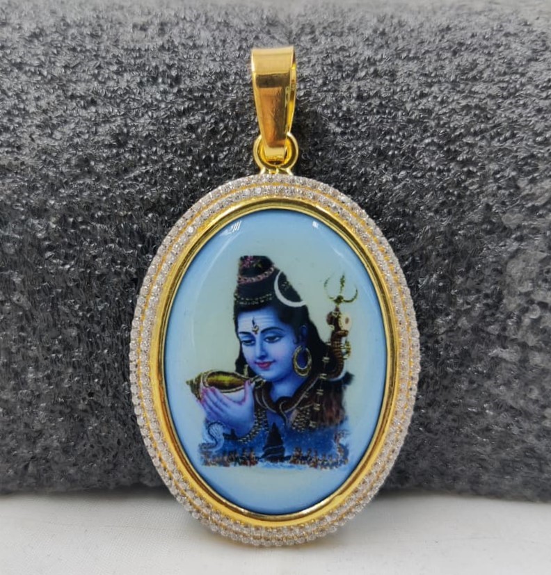 916 Gold Shankar Bhagavan Photo Pendant