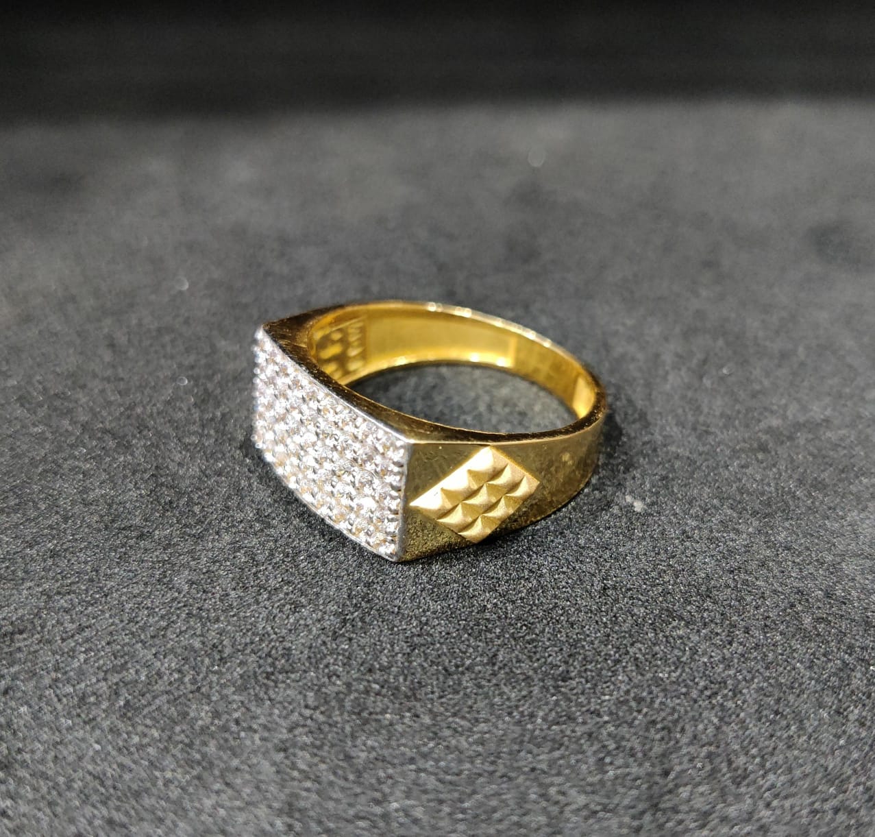916 Gold Fancy Ring