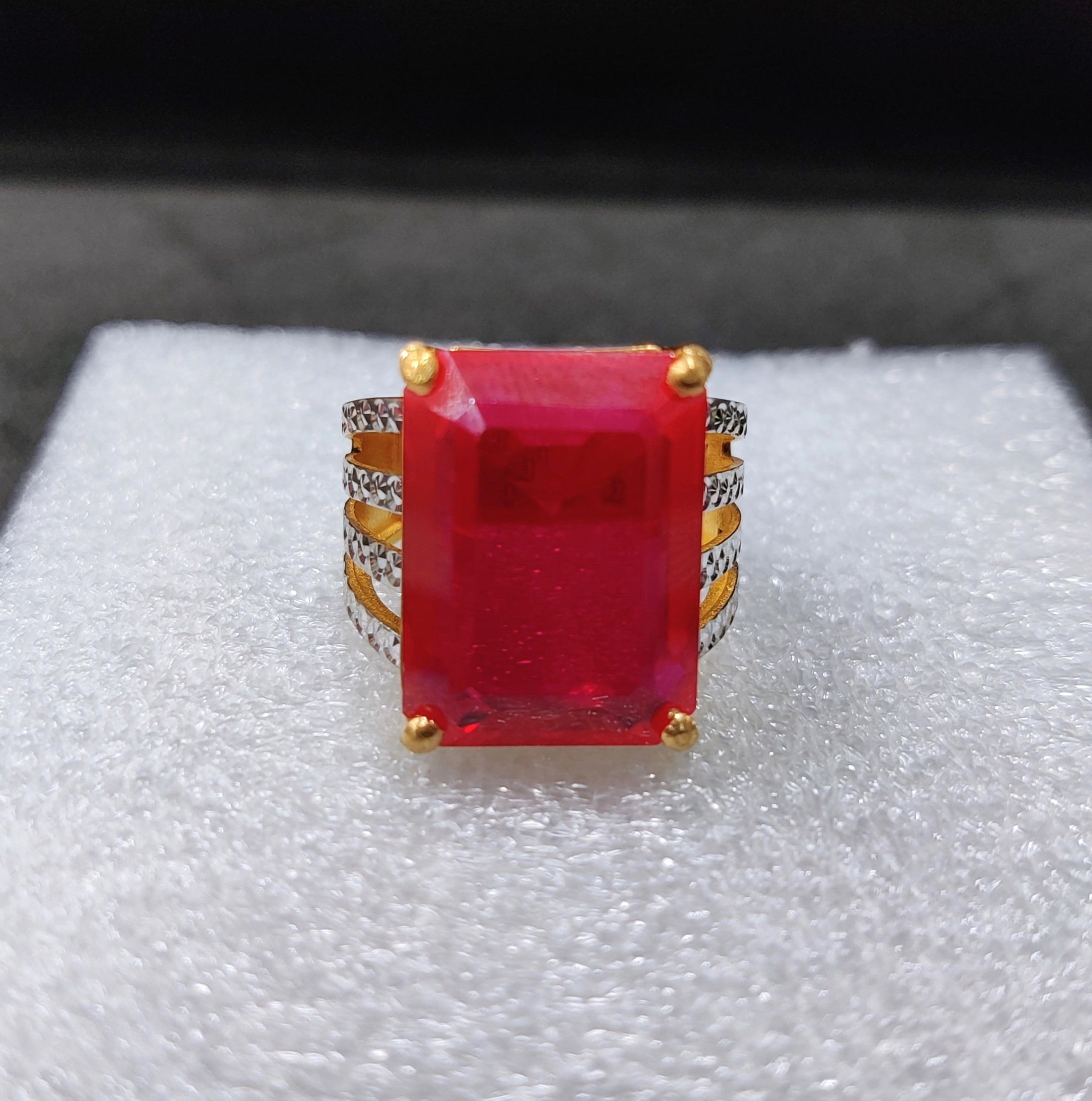 916 Gold Singal Stone Ring