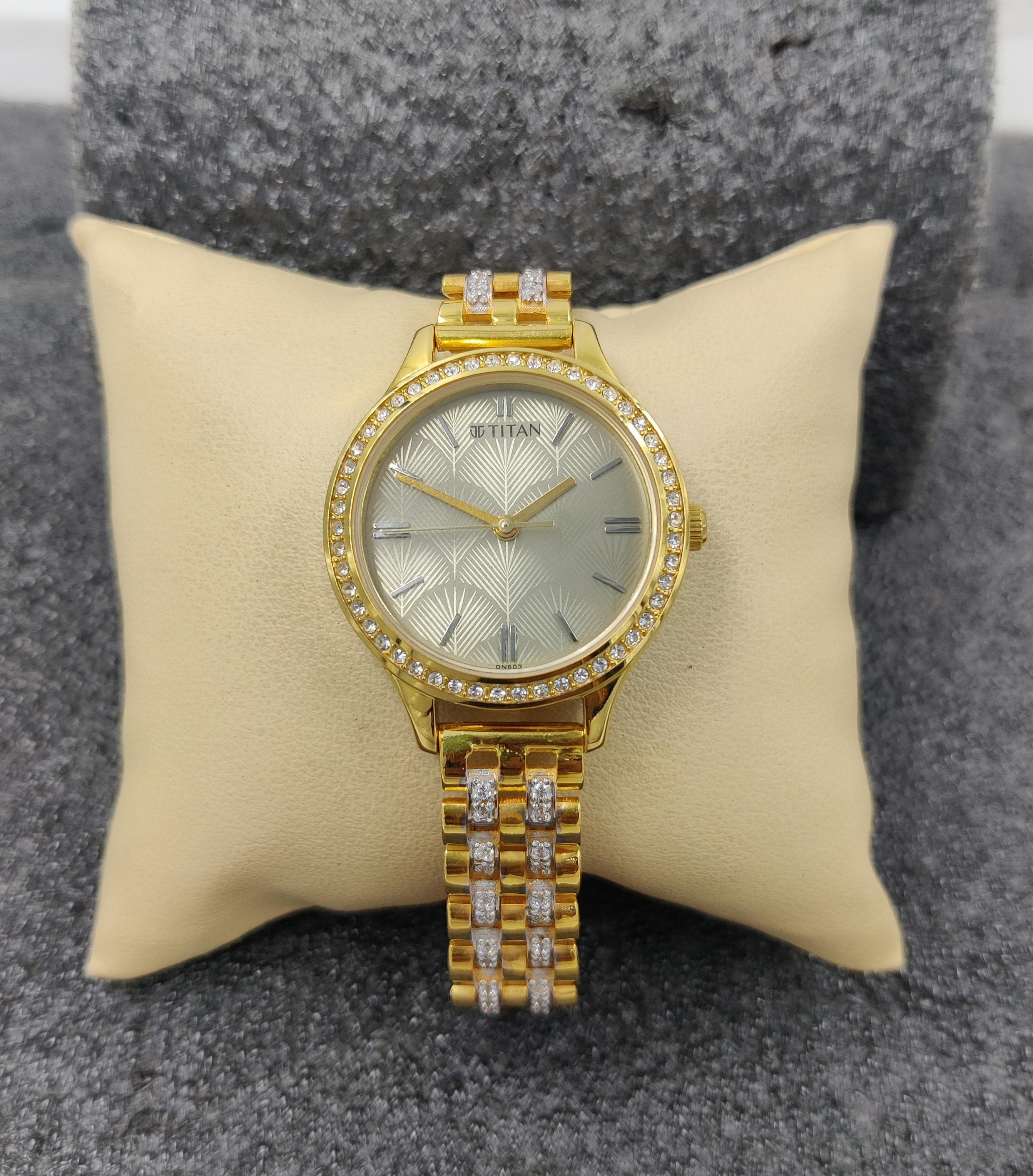 916 Gold ladies Watch Belt